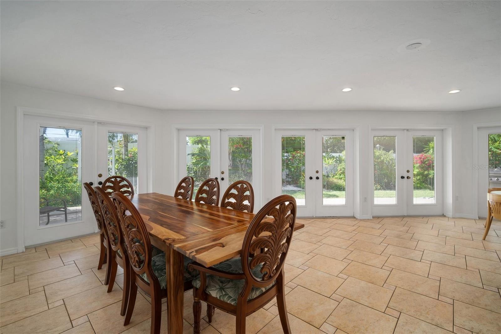 Image 76 of 81 For 7202 18th Avenue Nw