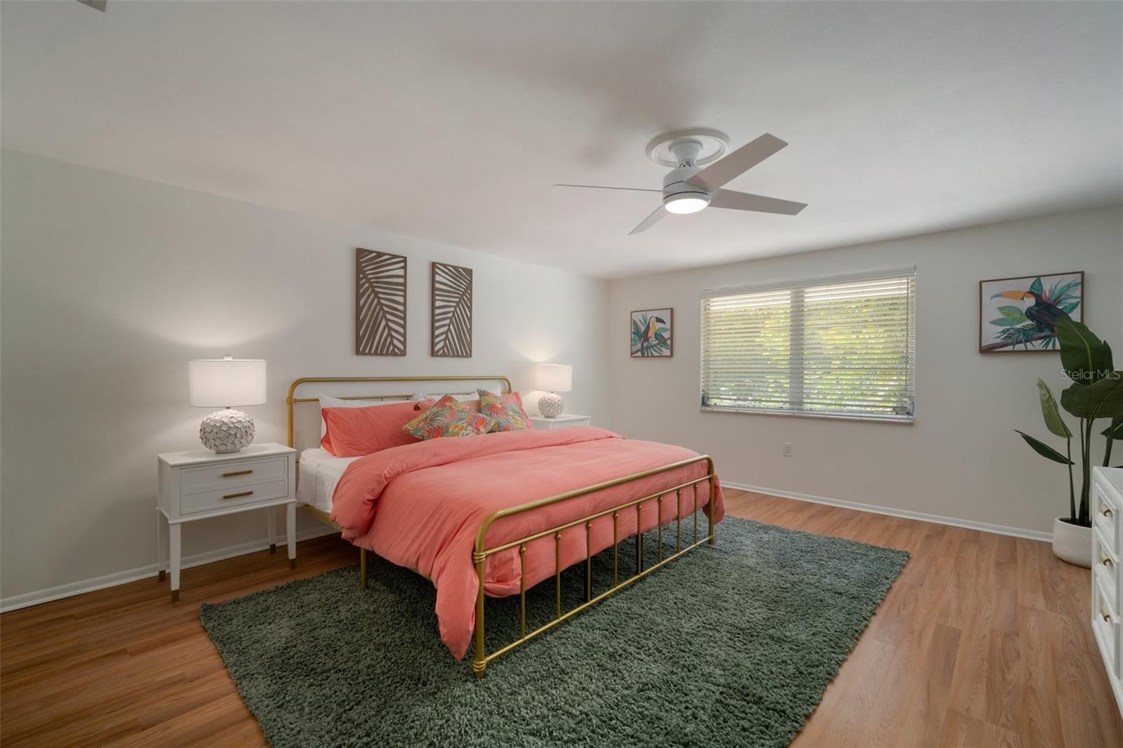 Image 8 of 81 For 7202 18th Avenue Nw