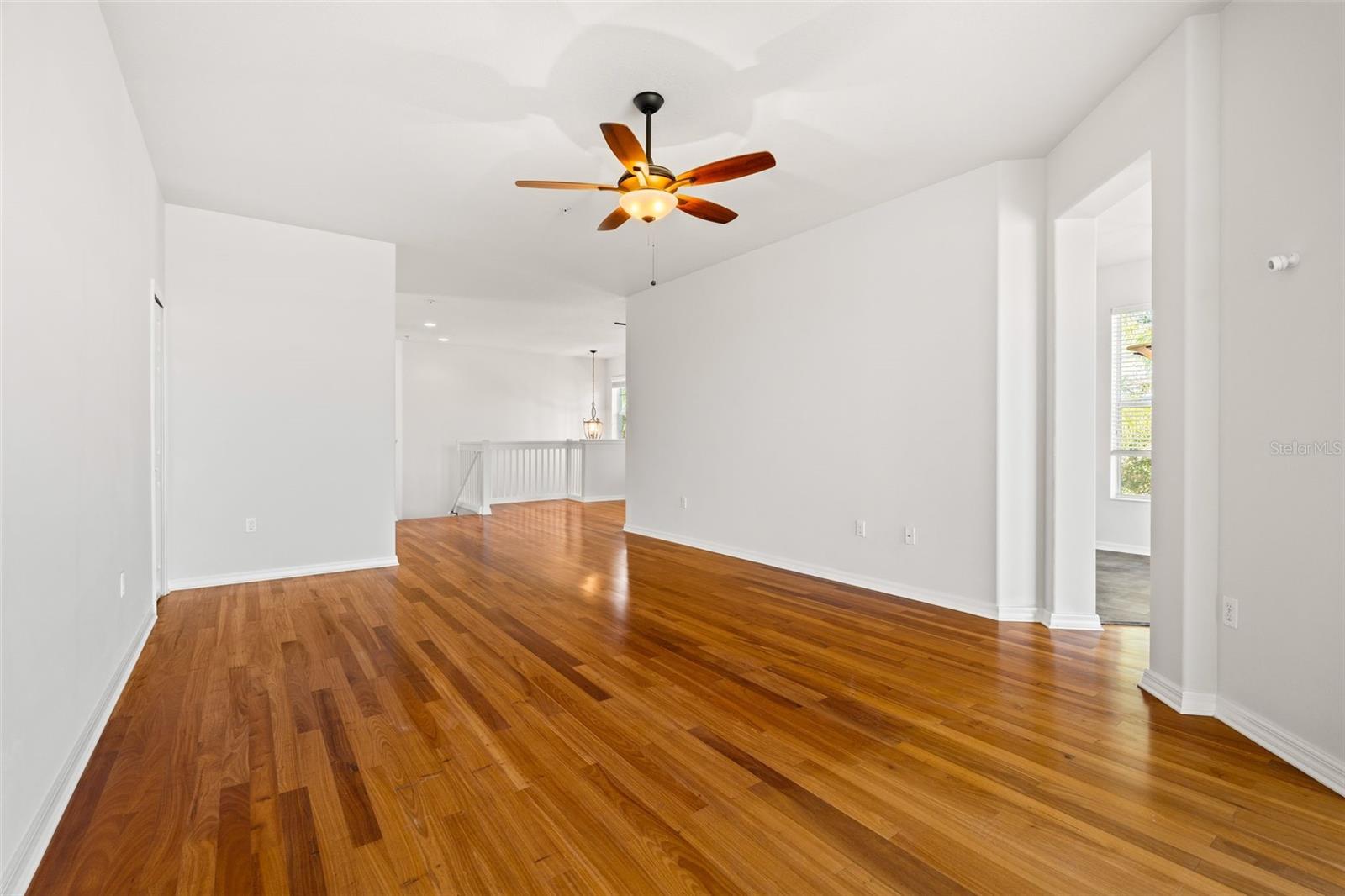 Image 21 of 61 For 1181 Burgos Drive 406