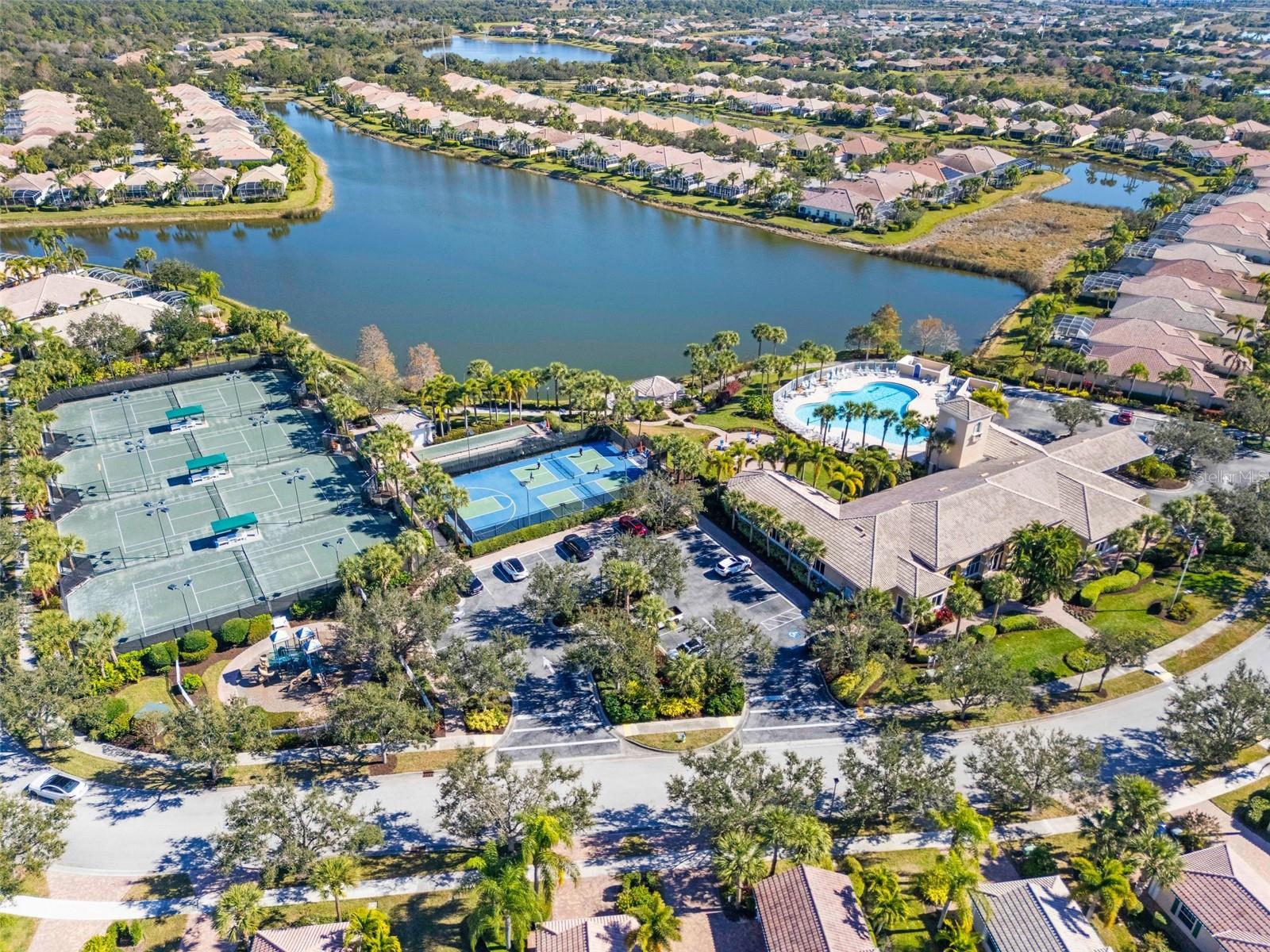 Image 7 of 61 For 1181 Burgos Drive 406