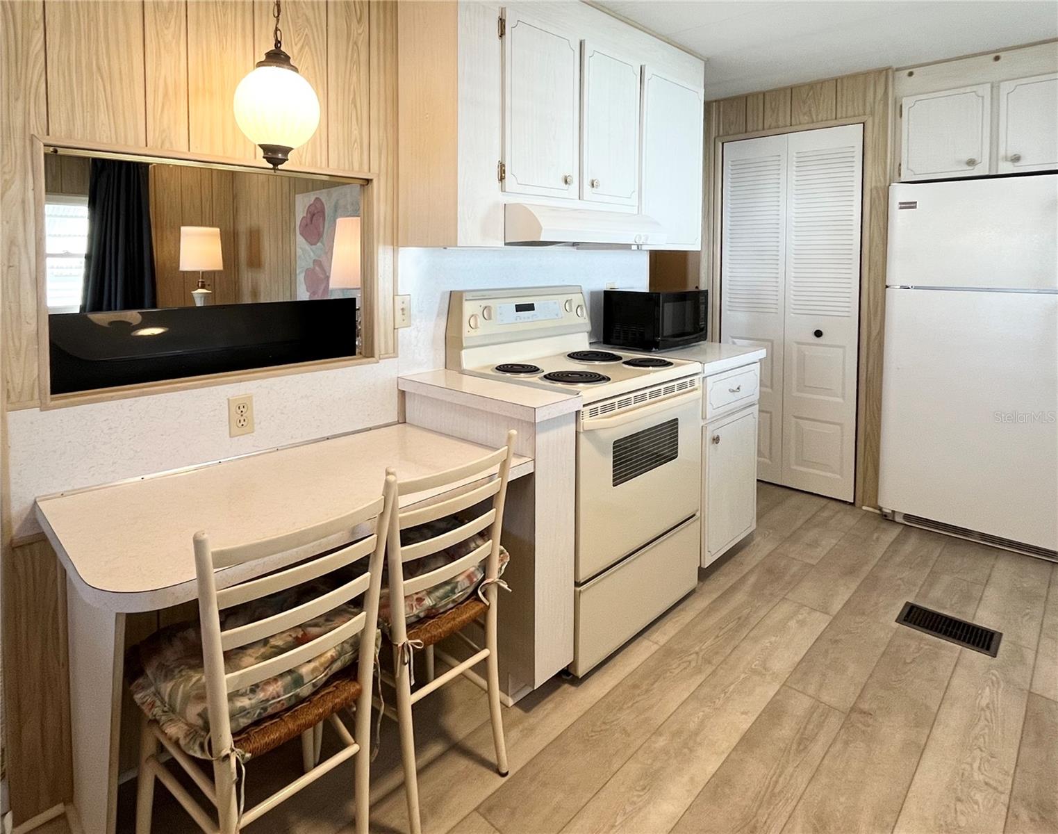 Image 14 of 71 For 3232 Ash Terrace