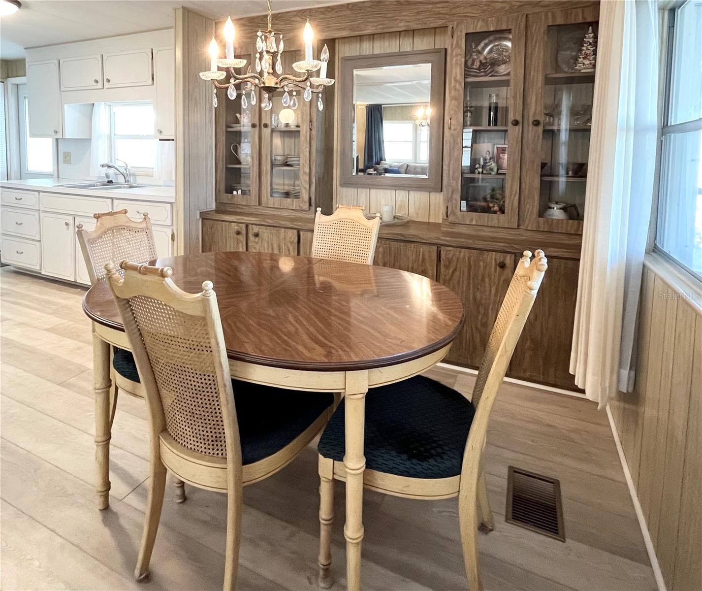 Image 17 of 71 For 3232 Ash Terrace