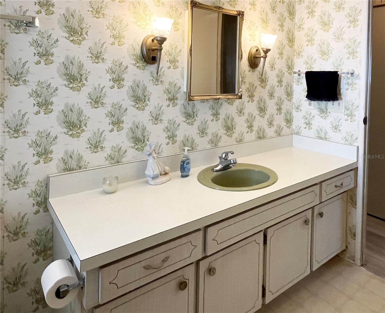 Image 32 of 71 For 3232 Ash Terrace