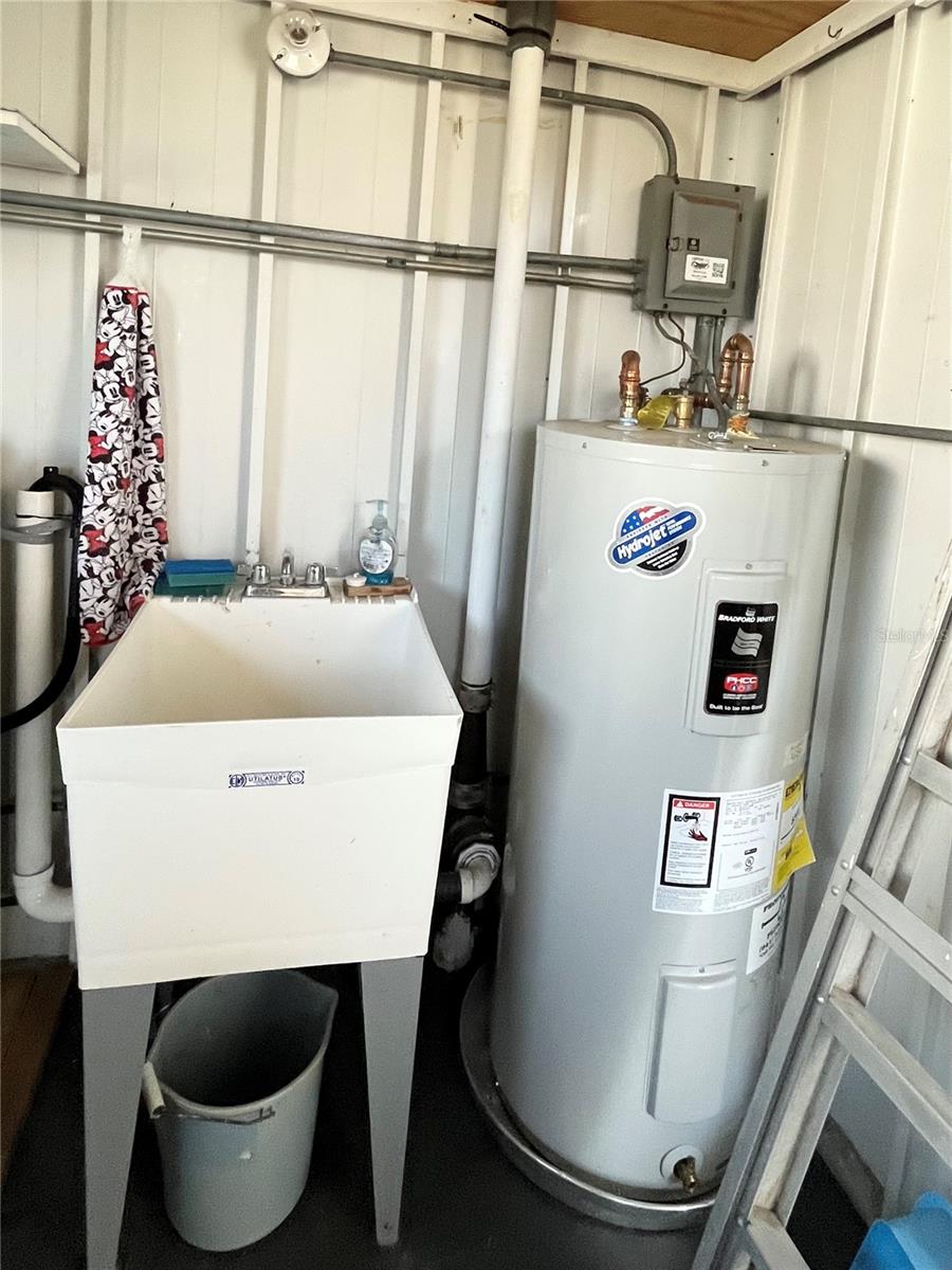 Image 43 of 71 For 3232 Ash Terrace