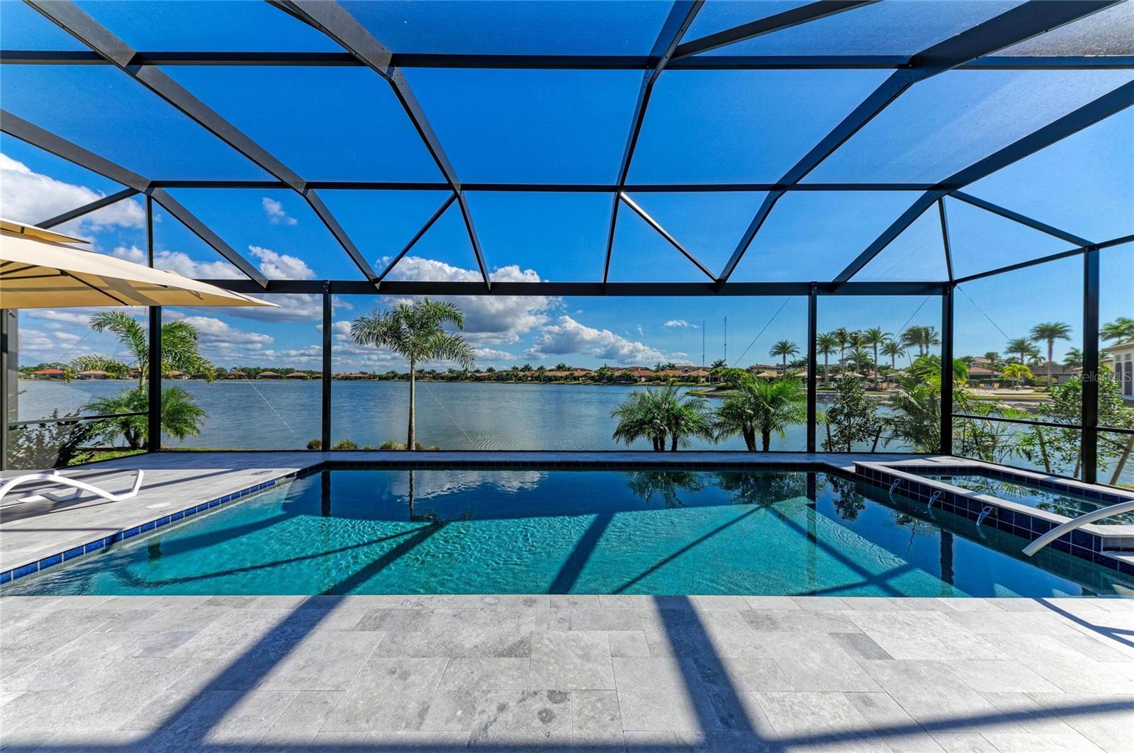 Image 18 of 94 For 106 Toscavilla Boulevard