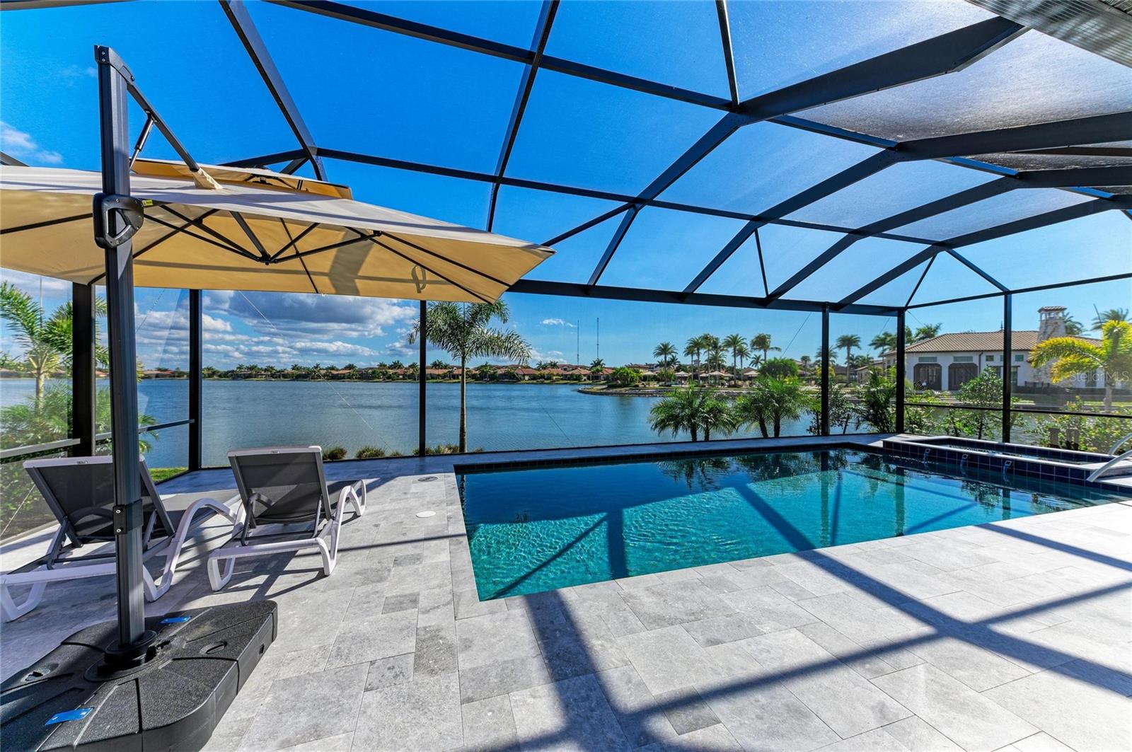 Image 21 of 94 For 106 Toscavilla Boulevard