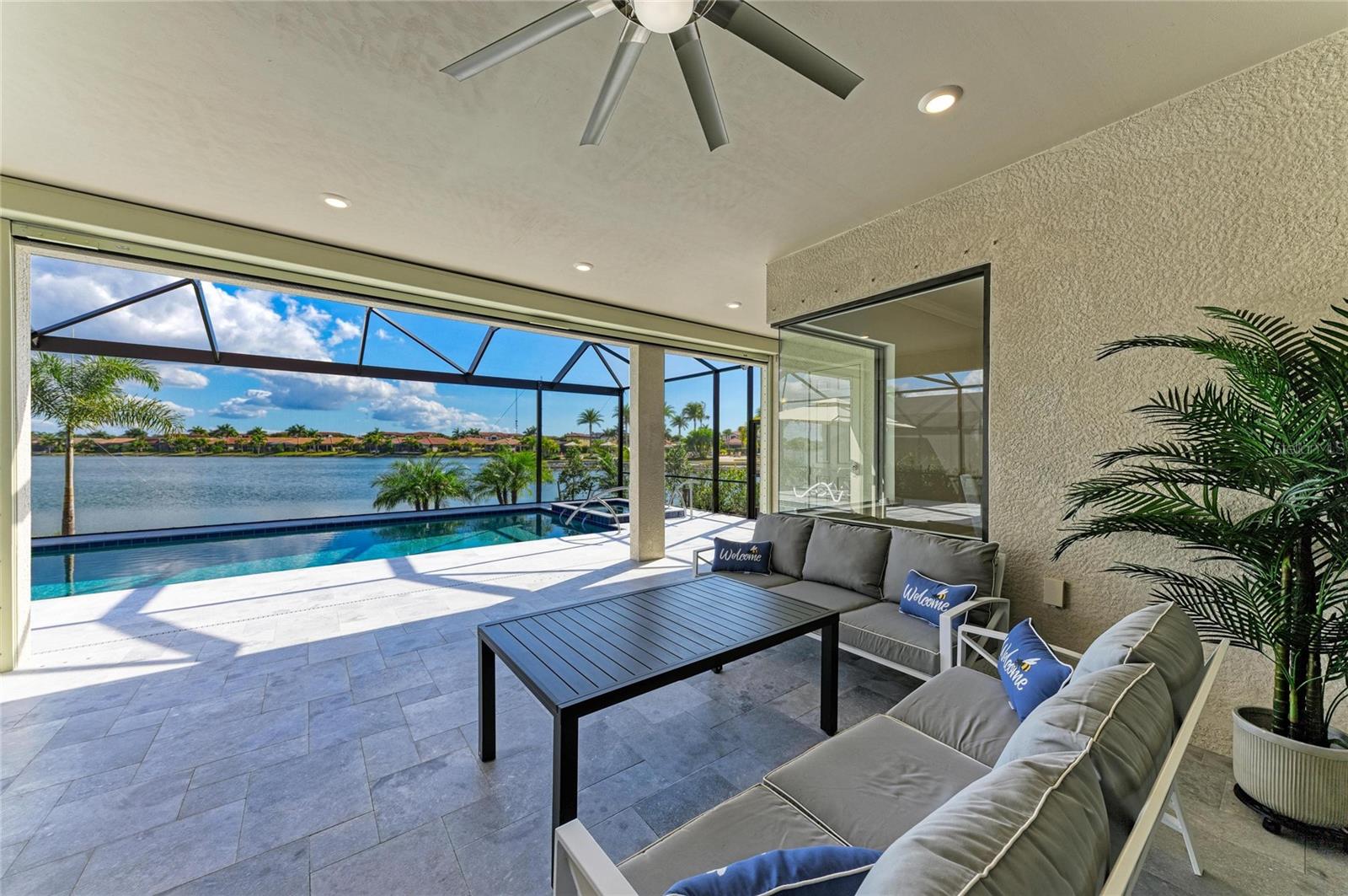 Image 28 of 94 For 106 Toscavilla Boulevard