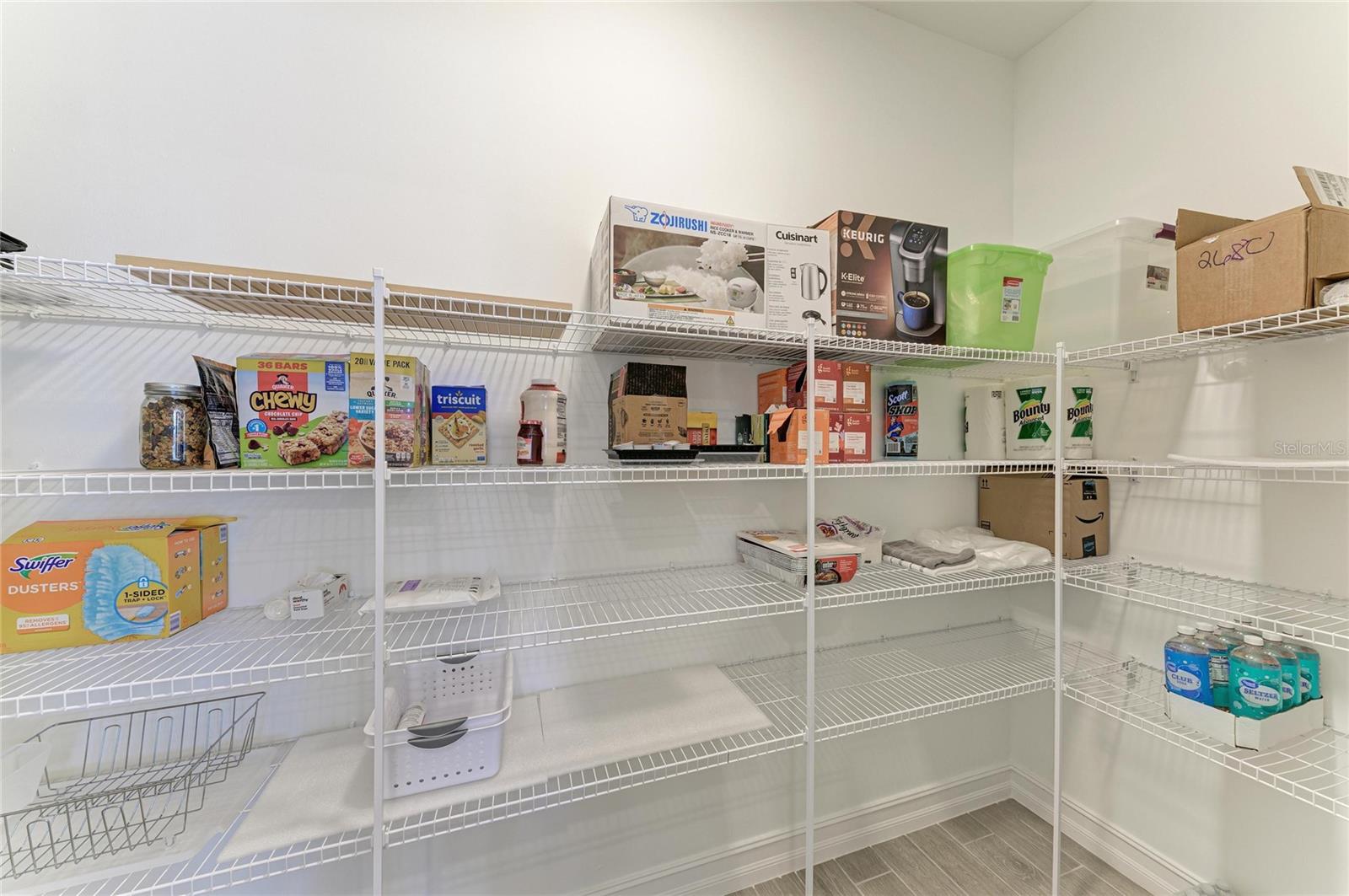 Image 38 of 94 For 106 Toscavilla Boulevard