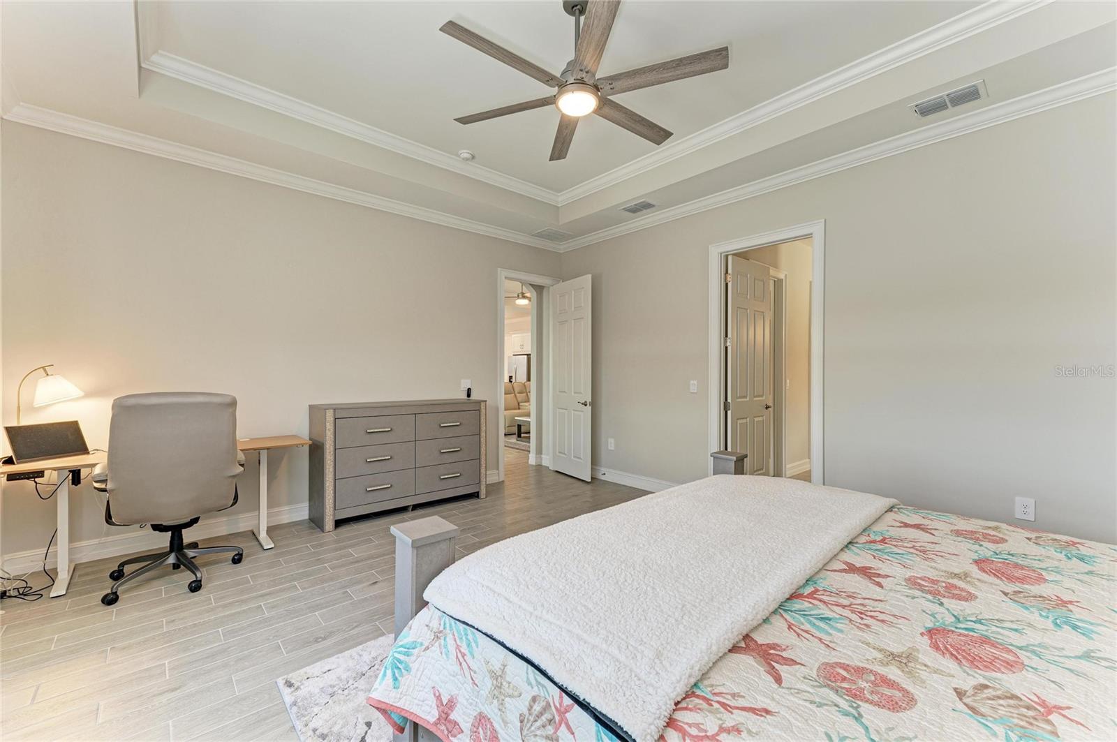 Image 45 of 94 For 106 Toscavilla Boulevard