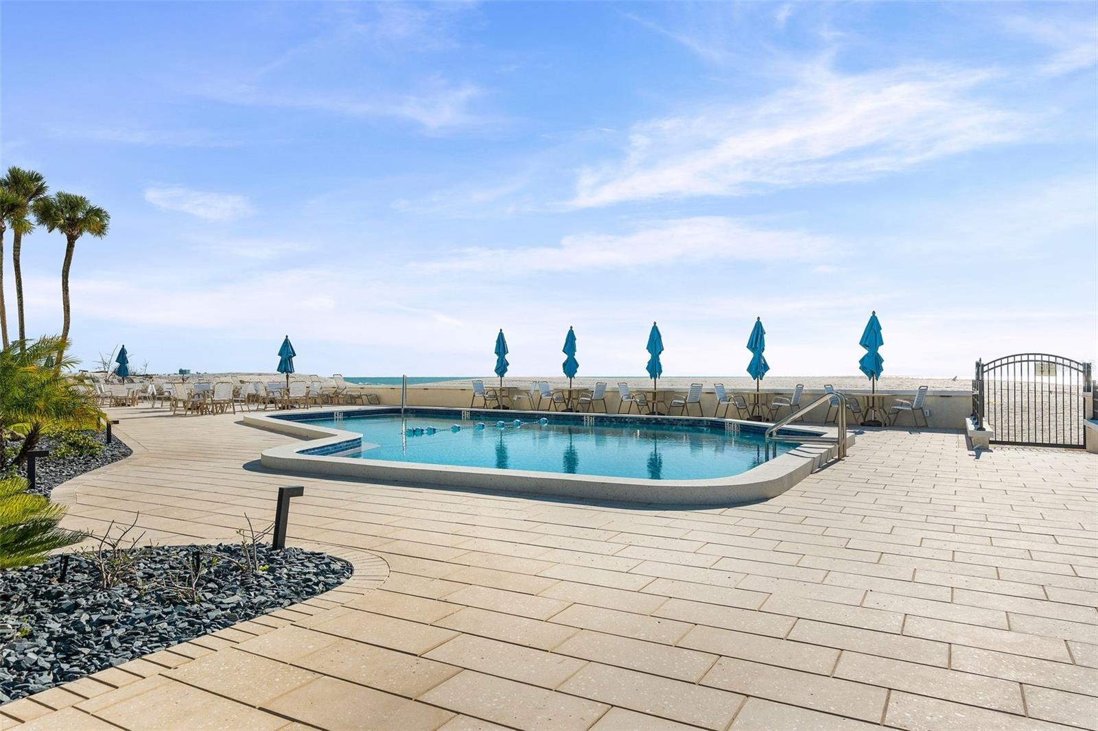 Image 26 of 36 For 800 Benjamin Franklin Drive 110