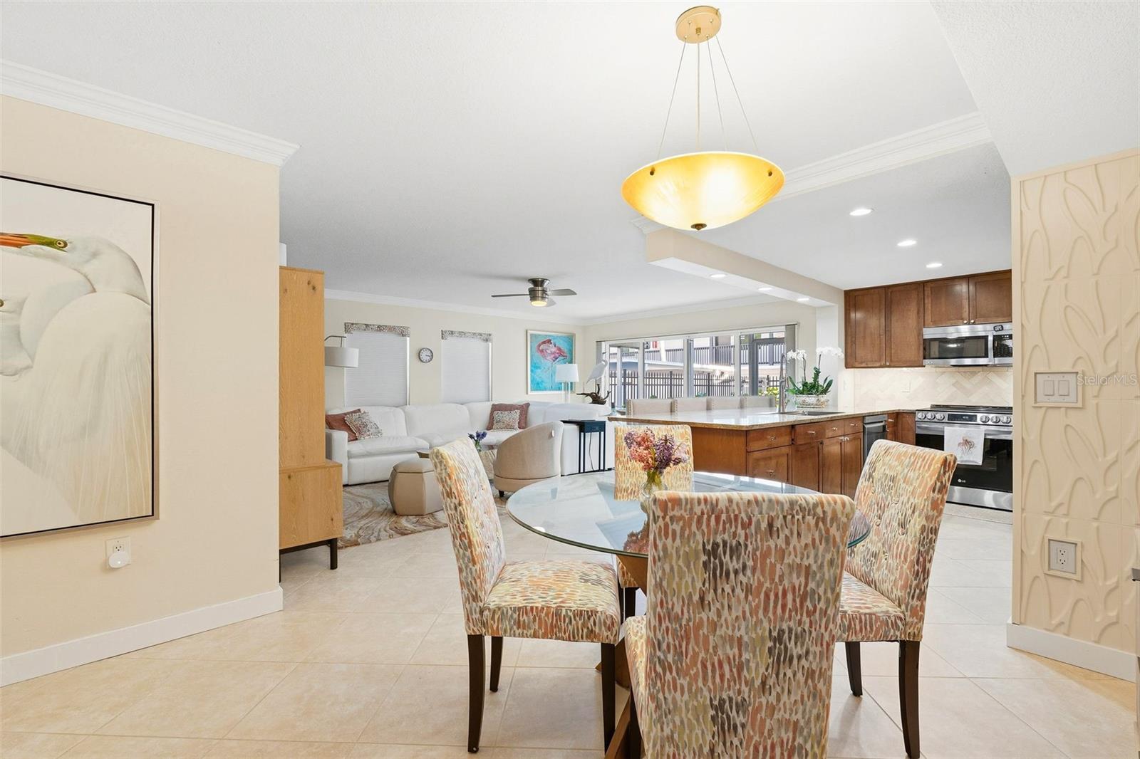 Image 9 of 36 For 800 Benjamin Franklin Drive 110