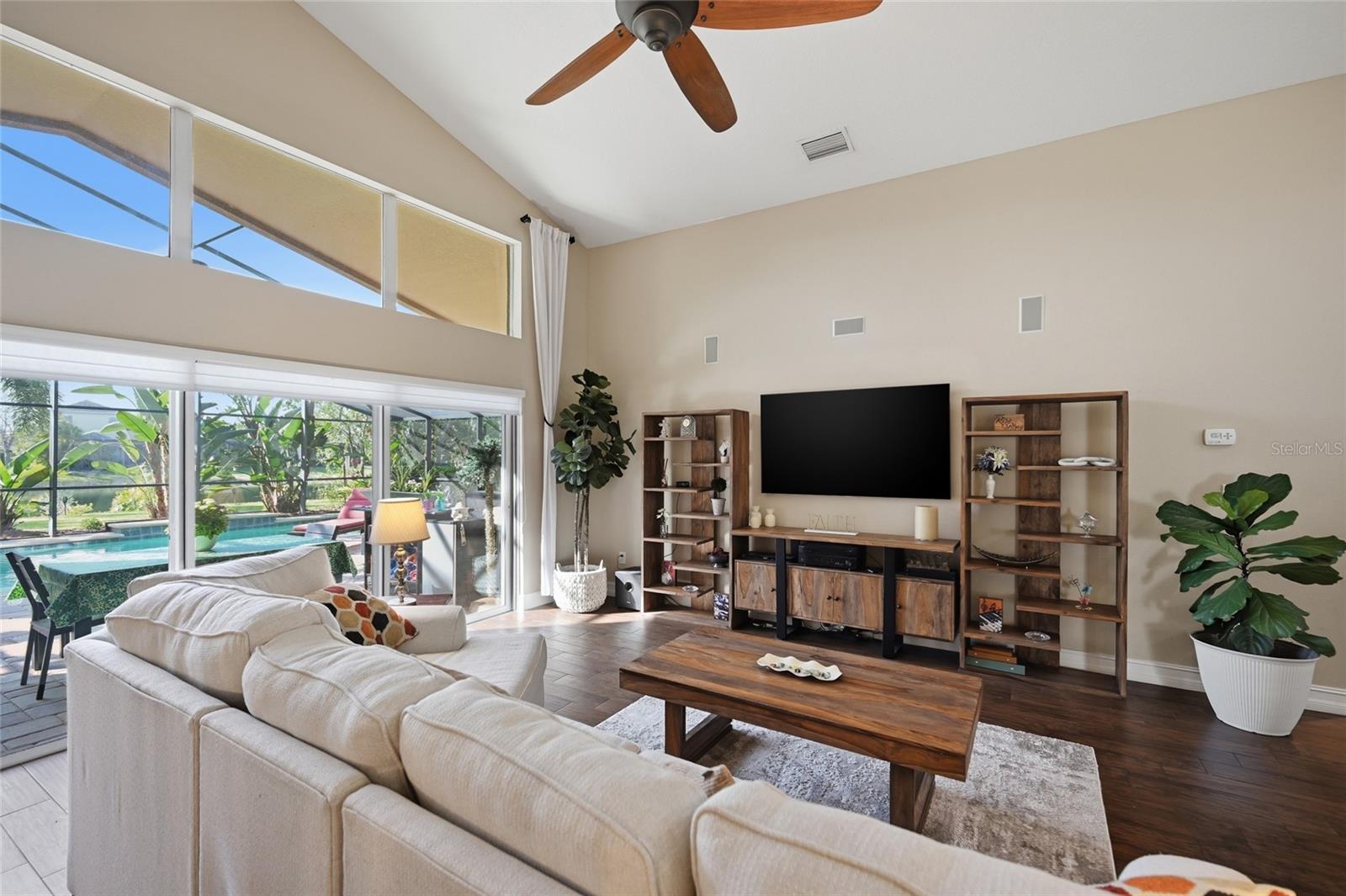 Image 23 of 63 For 12012 Longview Lake Circle