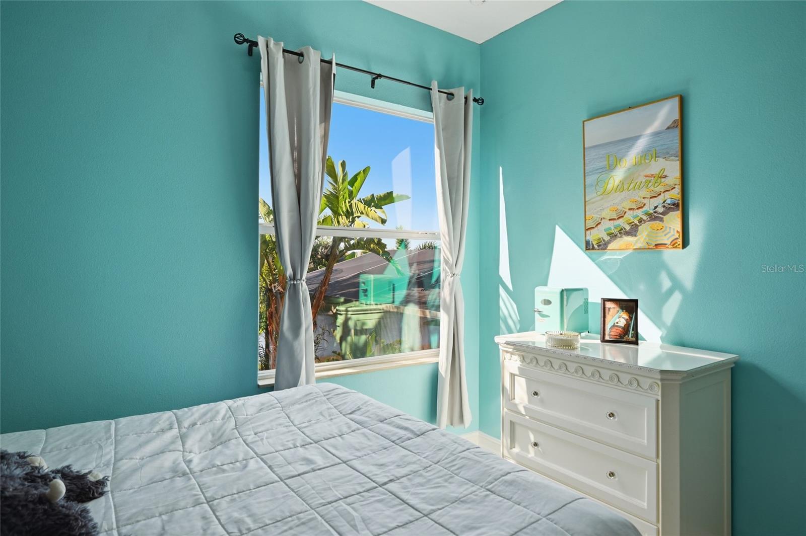 Image 44 of 63 For 12012 Longview Lake Circle