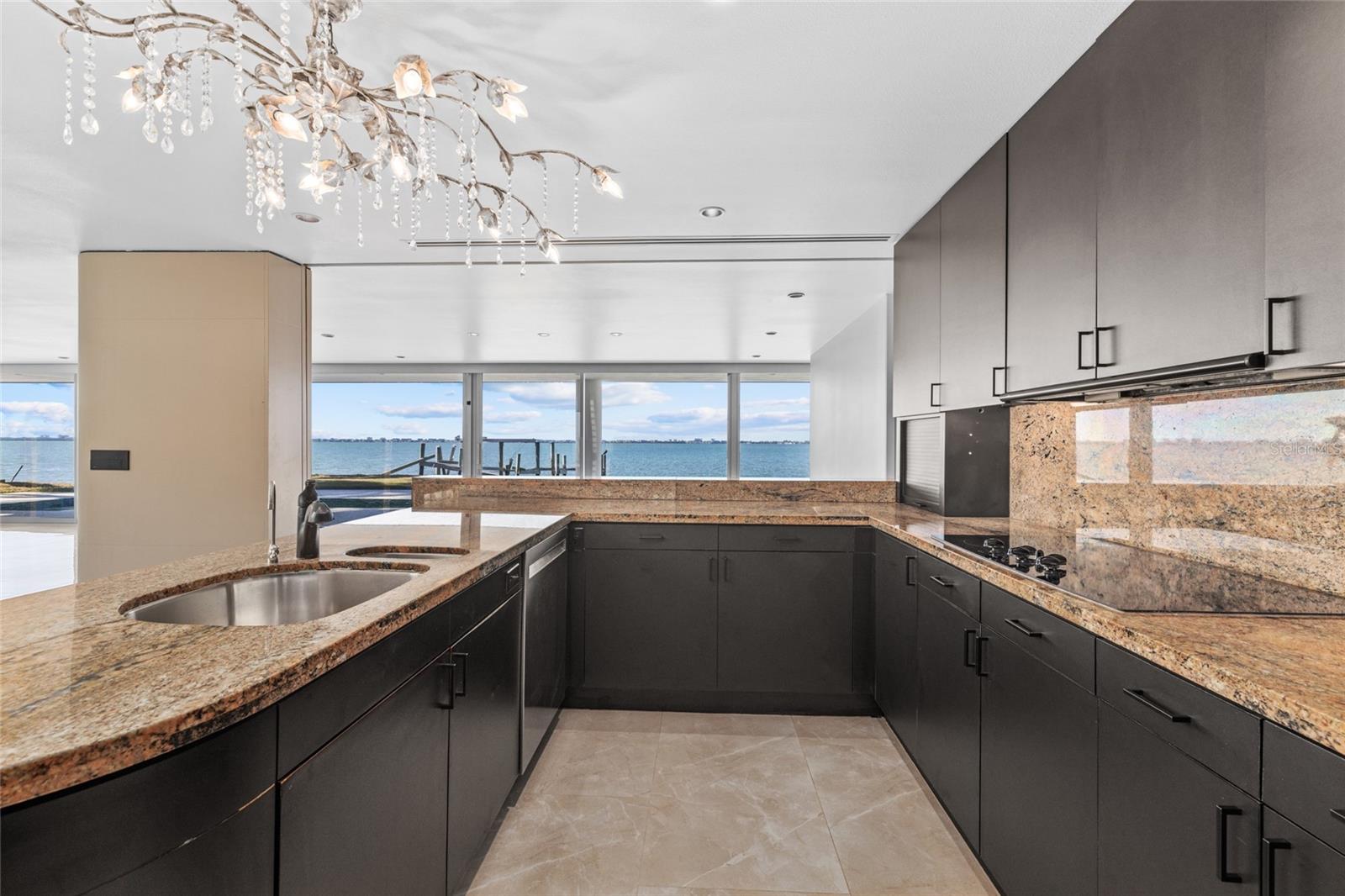 Image 18 of 53 For 320 Shore Drive