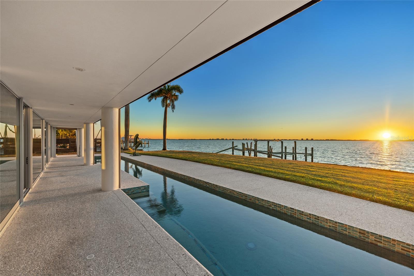 Image 45 of 53 For 320 Shore Drive