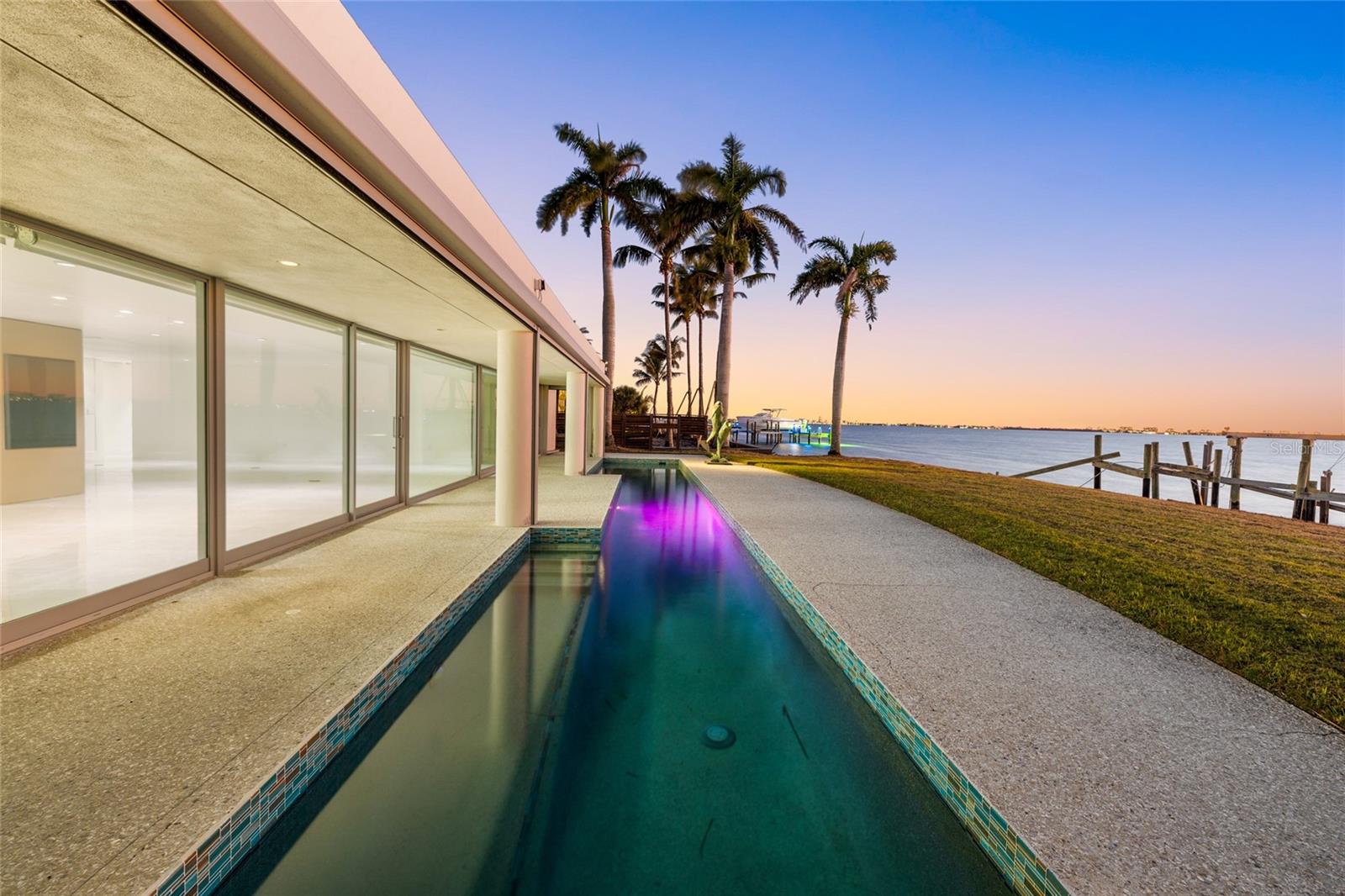 Image 47 of 53 For 320 Shore Drive