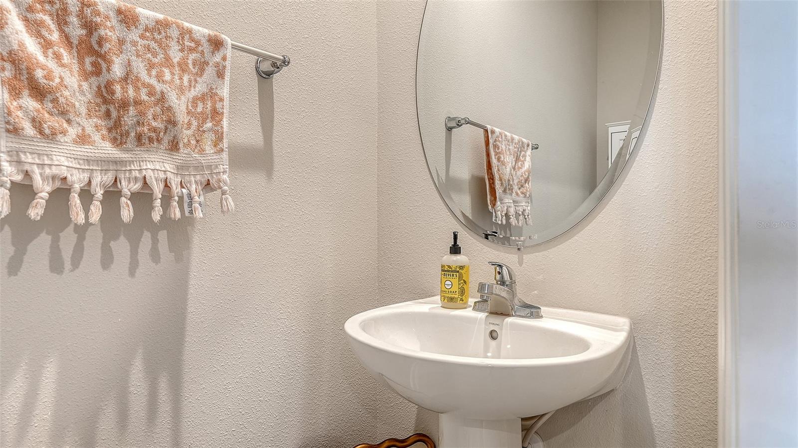 Image 14 of 32 For 14147 Crimson Avenue