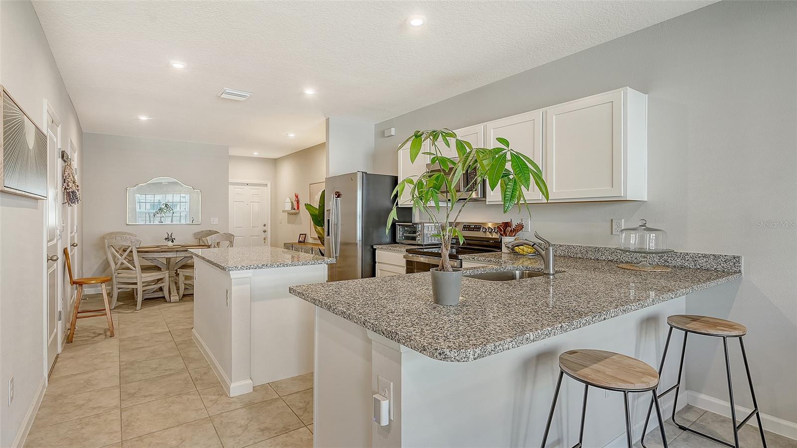 Image 7 of 32 For 14147 Crimson Avenue