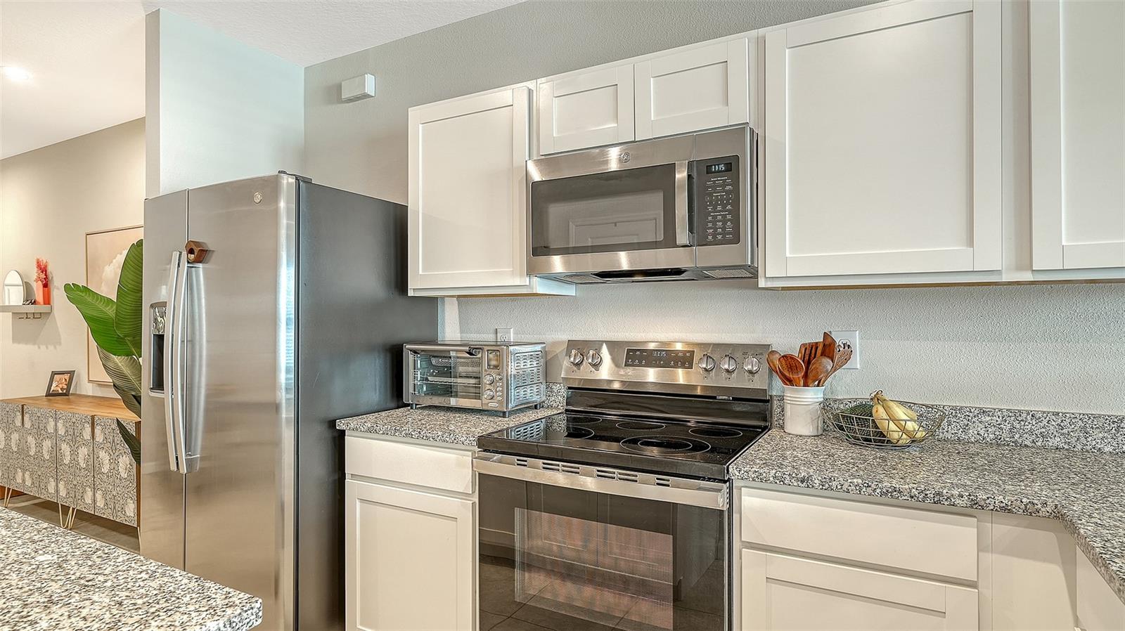 Image 8 of 32 For 14147 Crimson Avenue