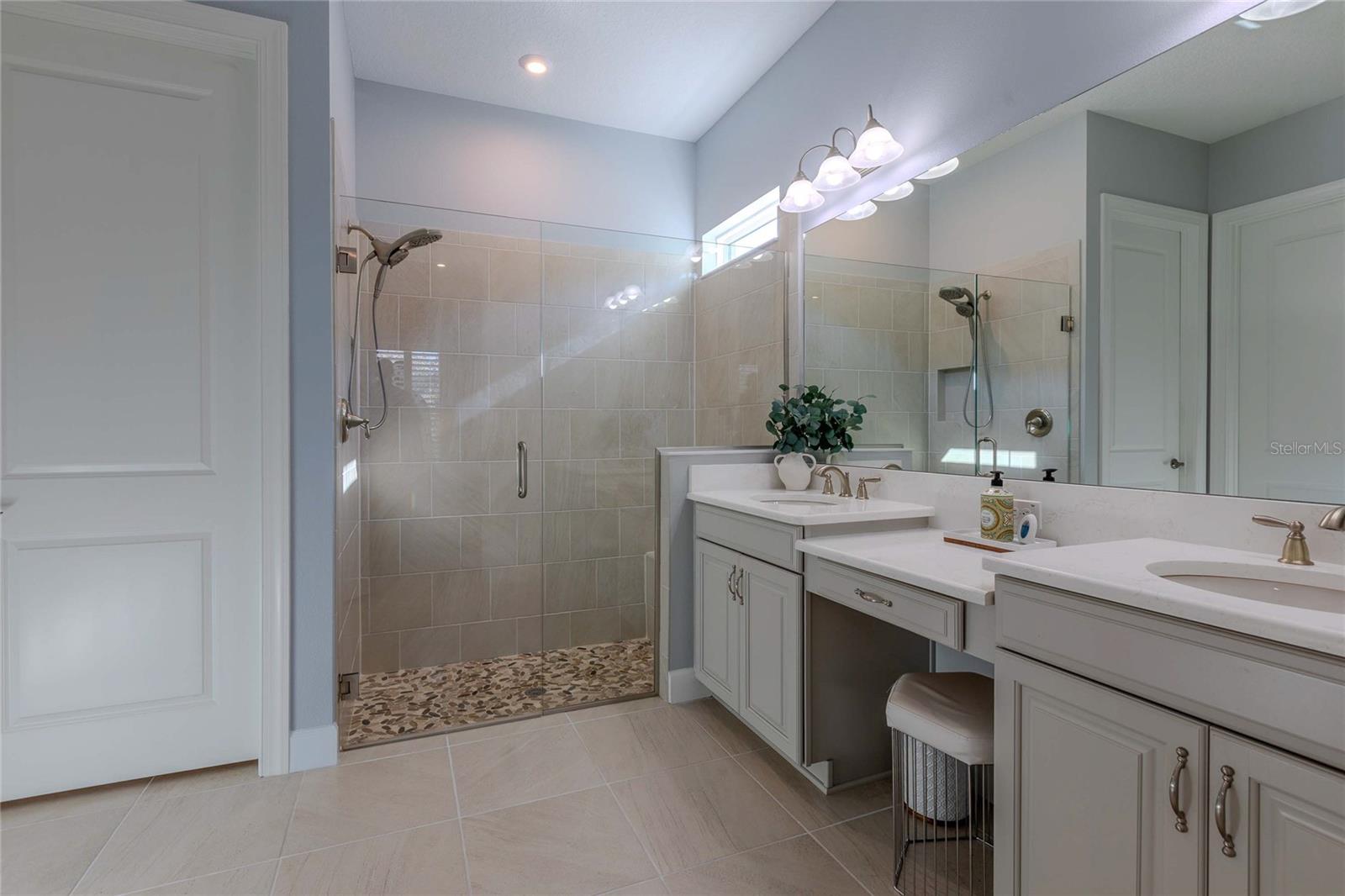 Image 25 of 62 For 5231 Rushmere Court