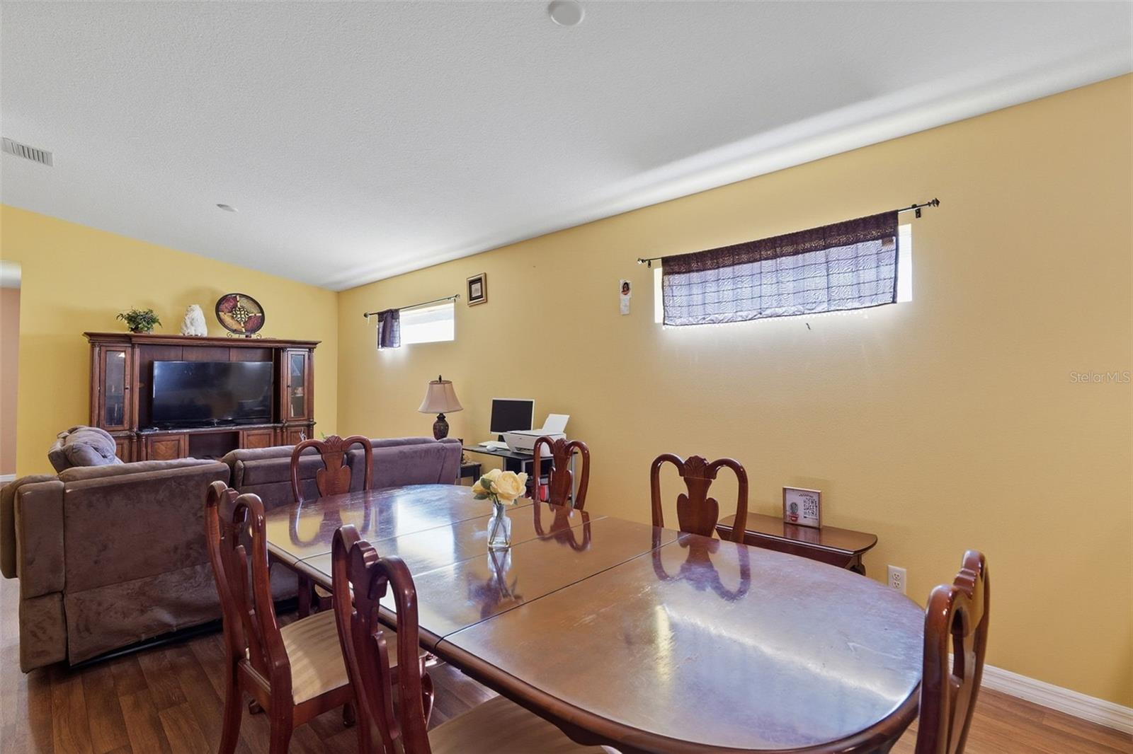 Image 11 of 26 For 4107 11th Street E