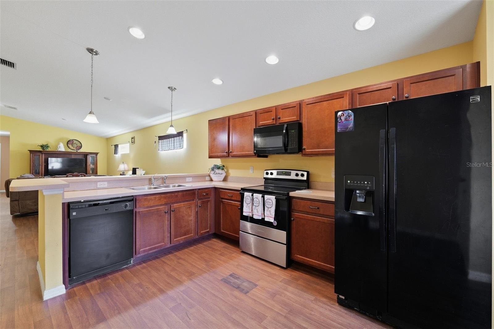 Image 6 of 26 For 4107 11th Street E