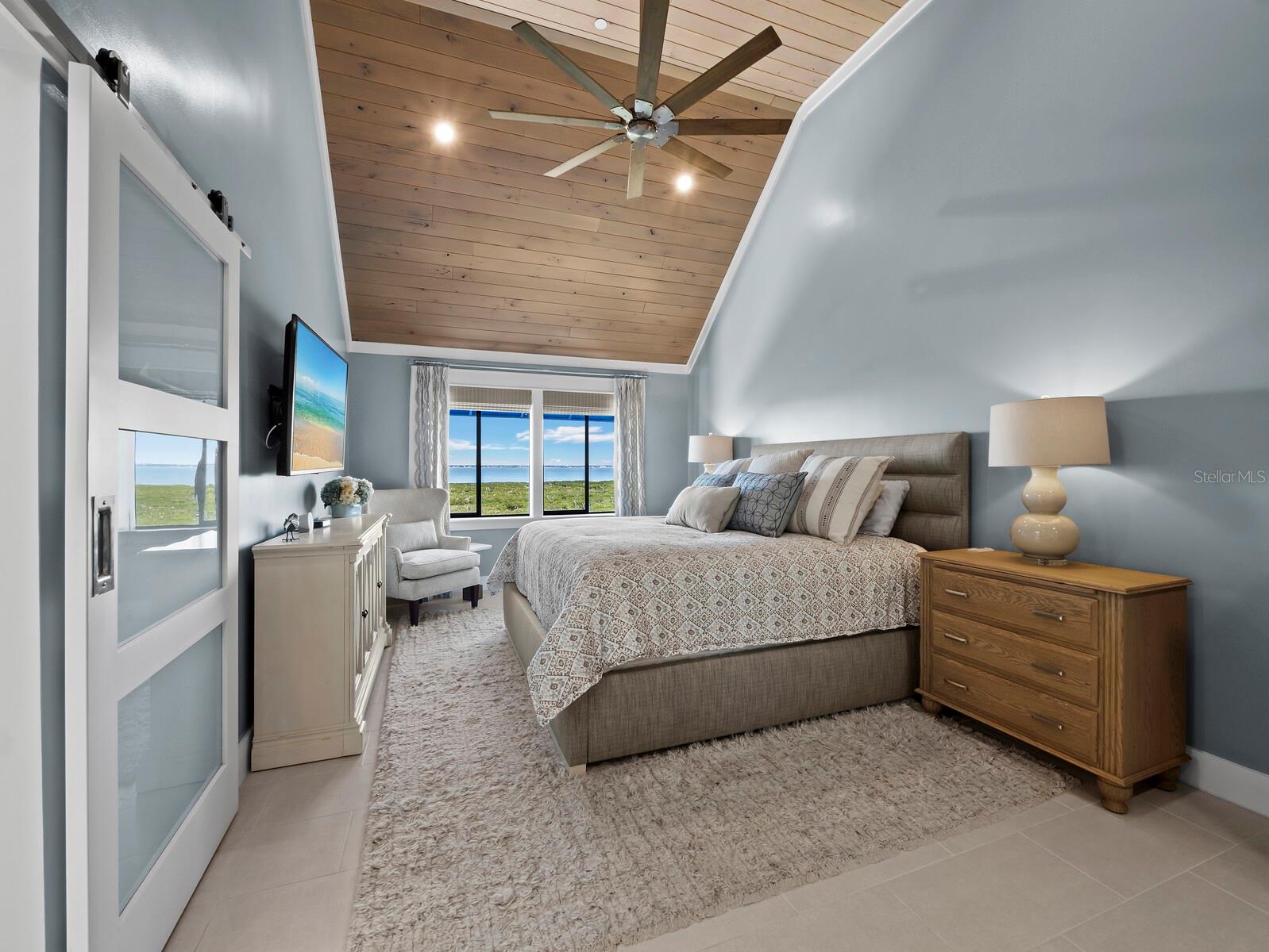 Image 20 of 55 For 1918 Harbourside Drive 902