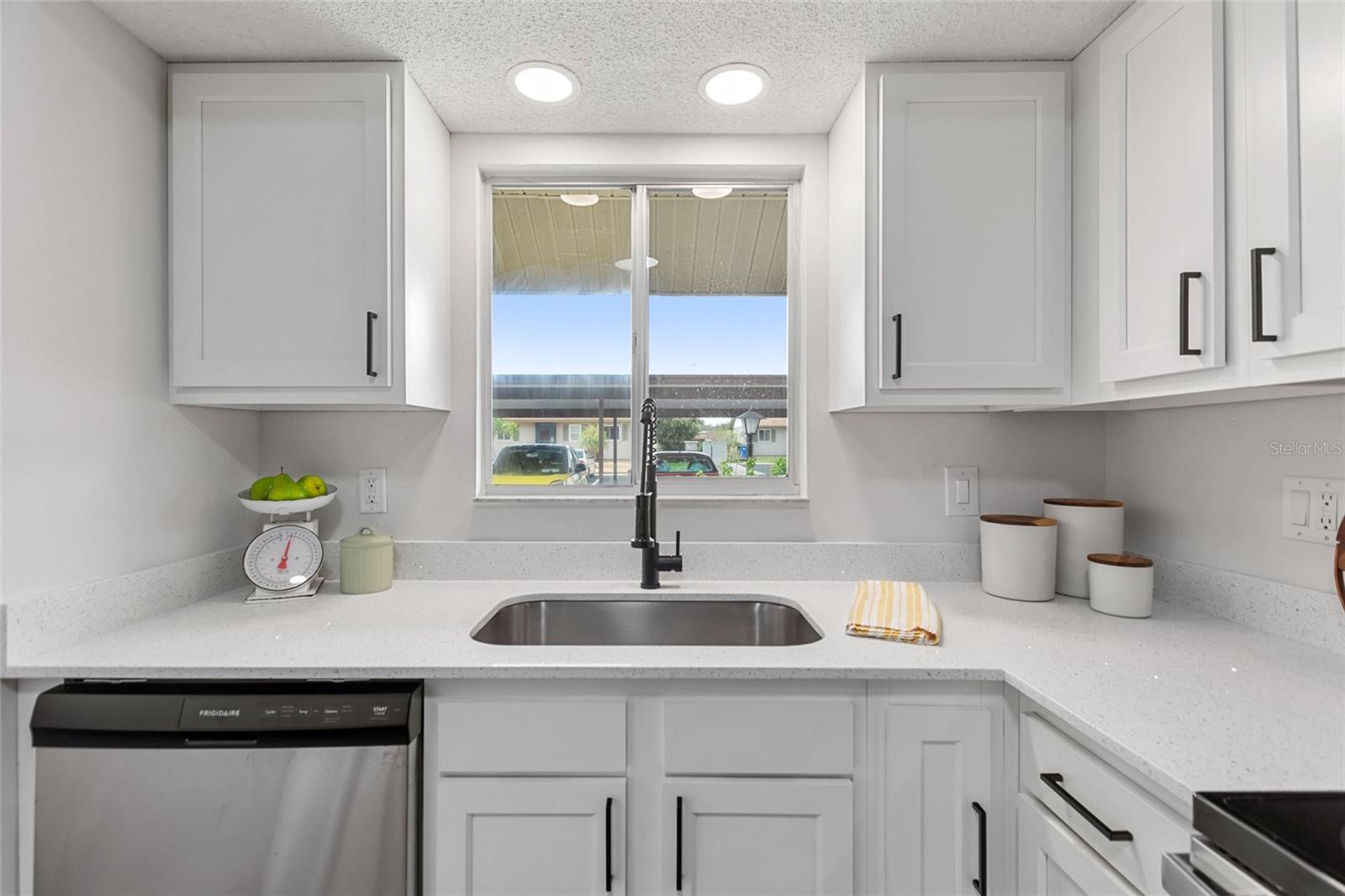 Image 12 of 33 For 1950 Settlement Road 23