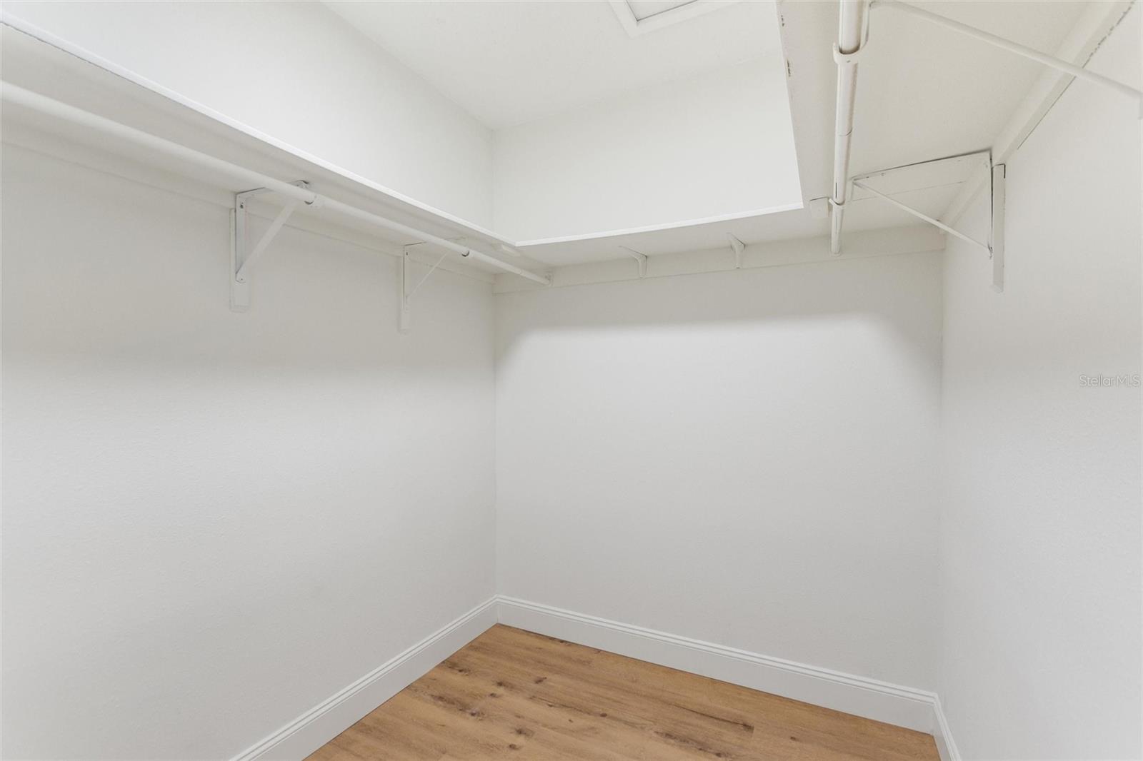 Image 18 of 33 For 1950 Settlement Road 23