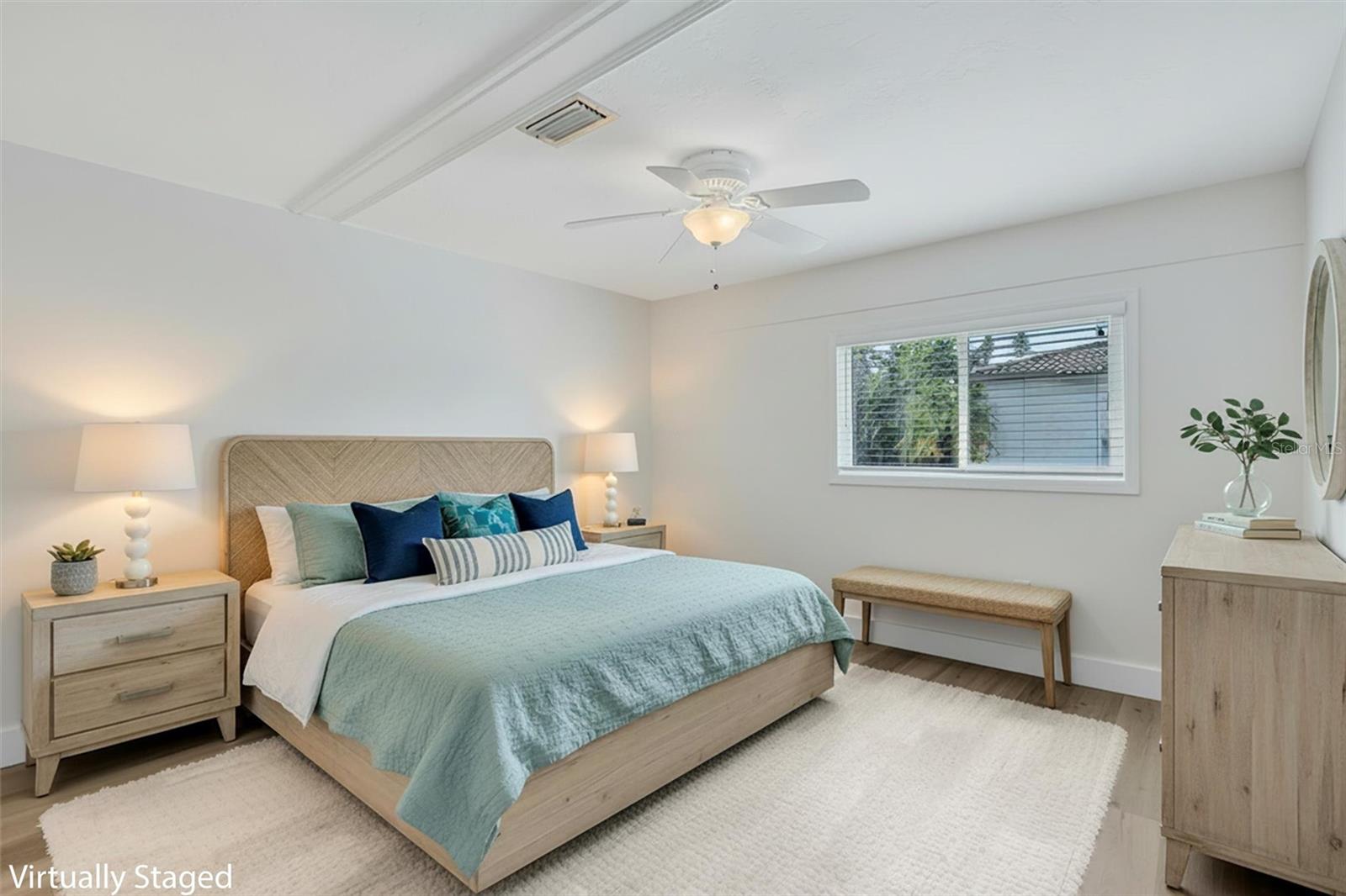 Image 24 of 48 For 191 Vista Hermosa Circle