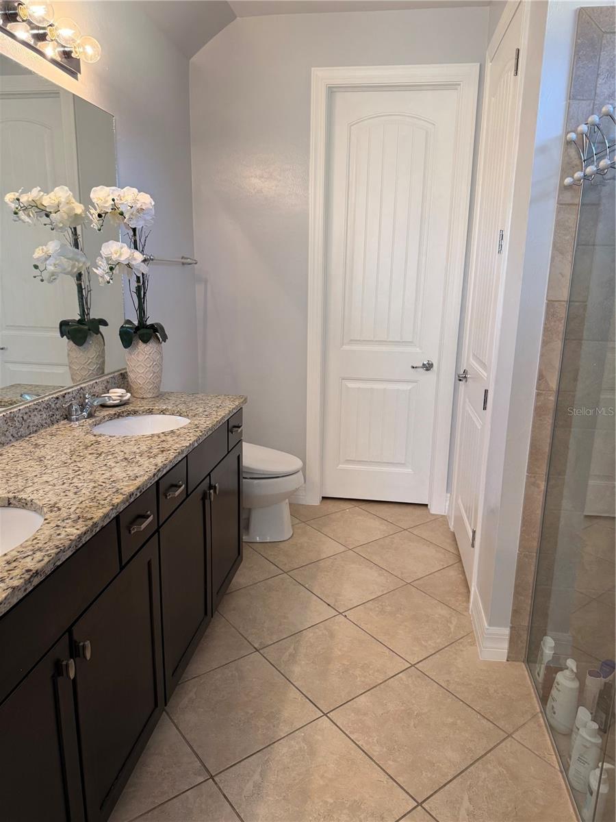 Image 17 of 69 For 2599 Marton Oak Boulevard