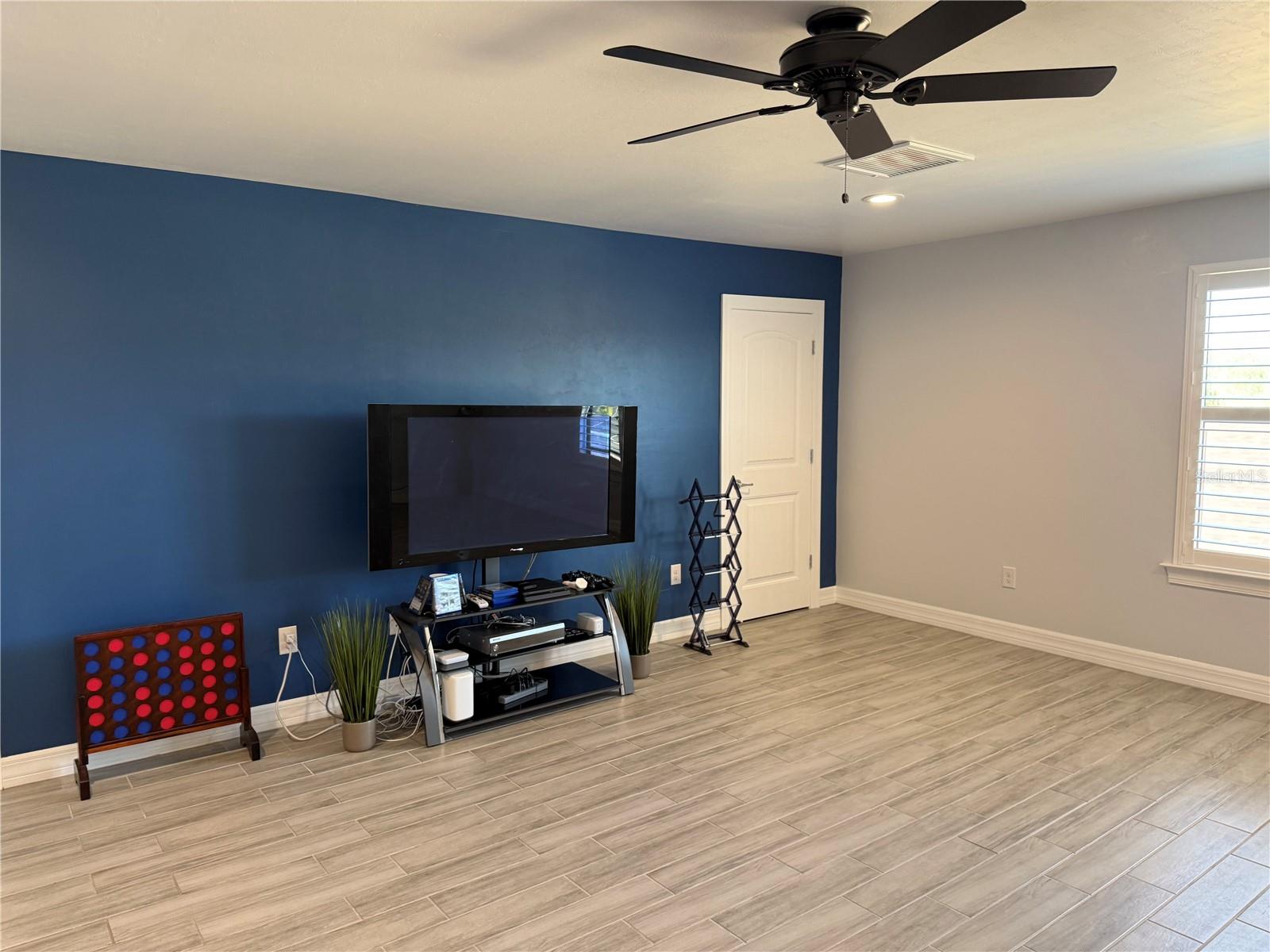 Image 45 of 69 For 2599 Marton Oak Boulevard