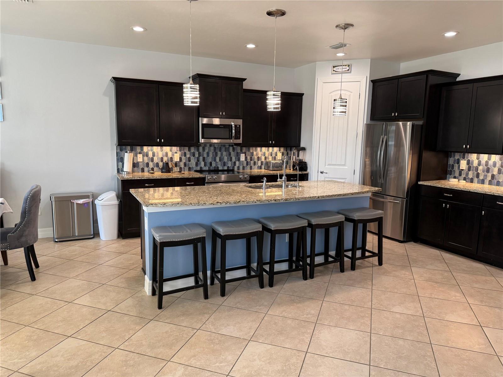 Image 8 of 69 For 2599 Marton Oak Boulevard