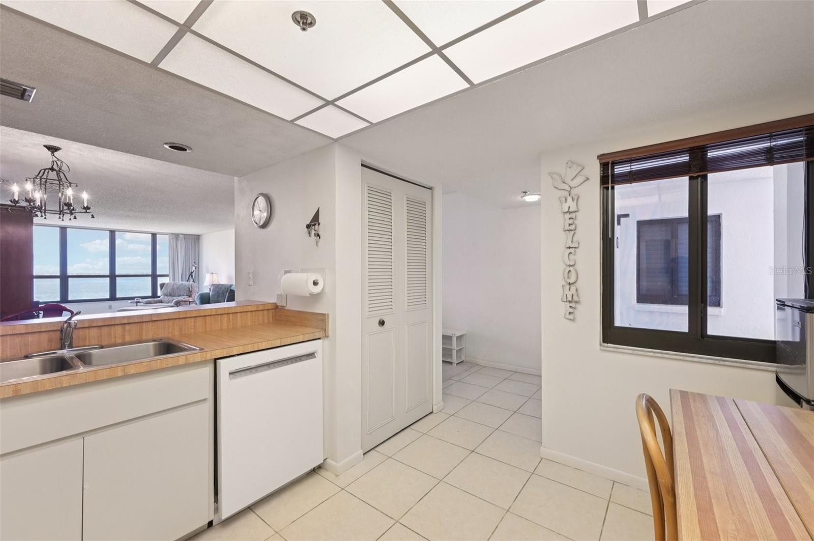 Image 29 of 70 For 11 Sunset Drive 502