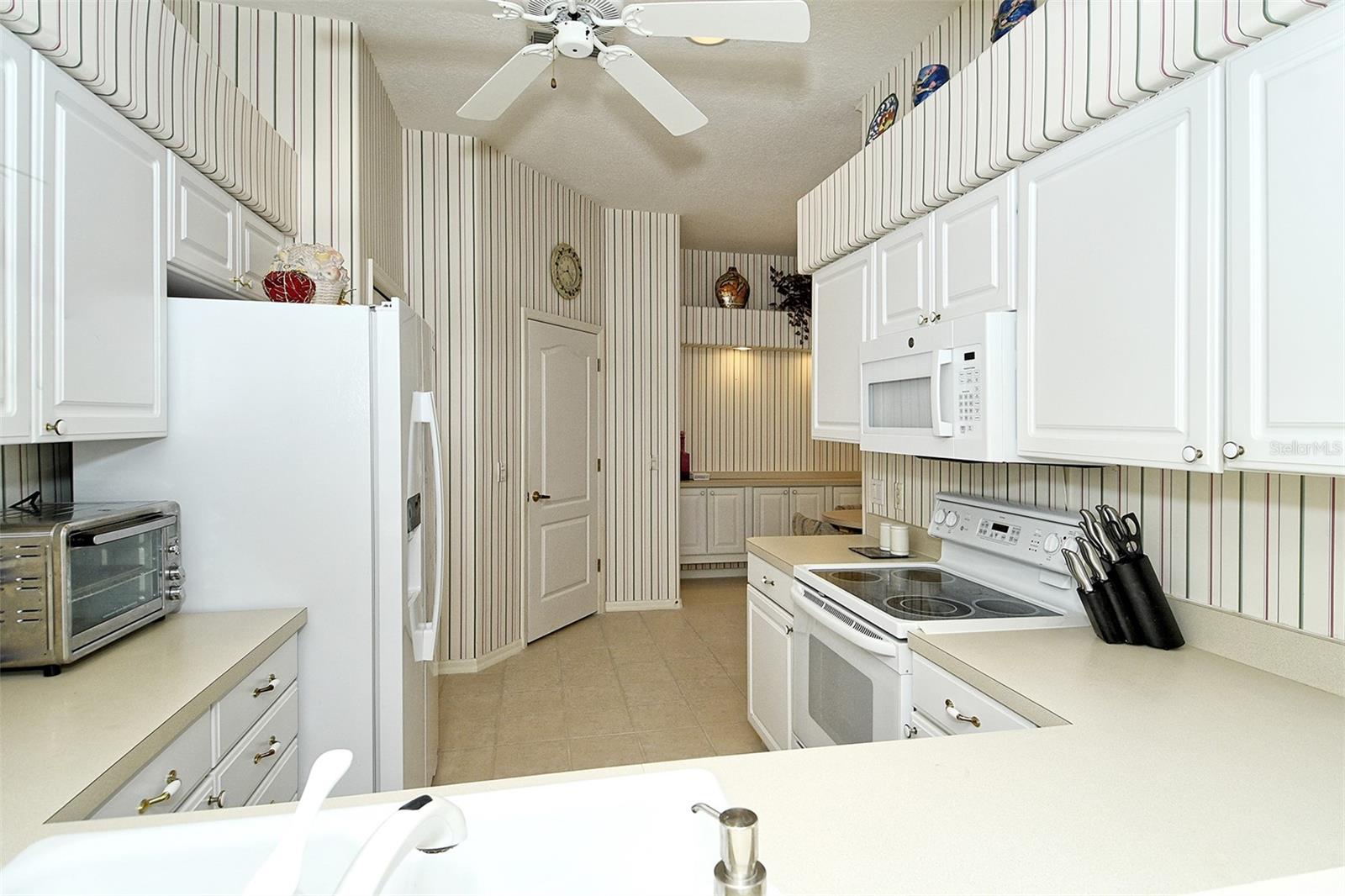 Image 19 of 66 For 4578 Samoset Drive