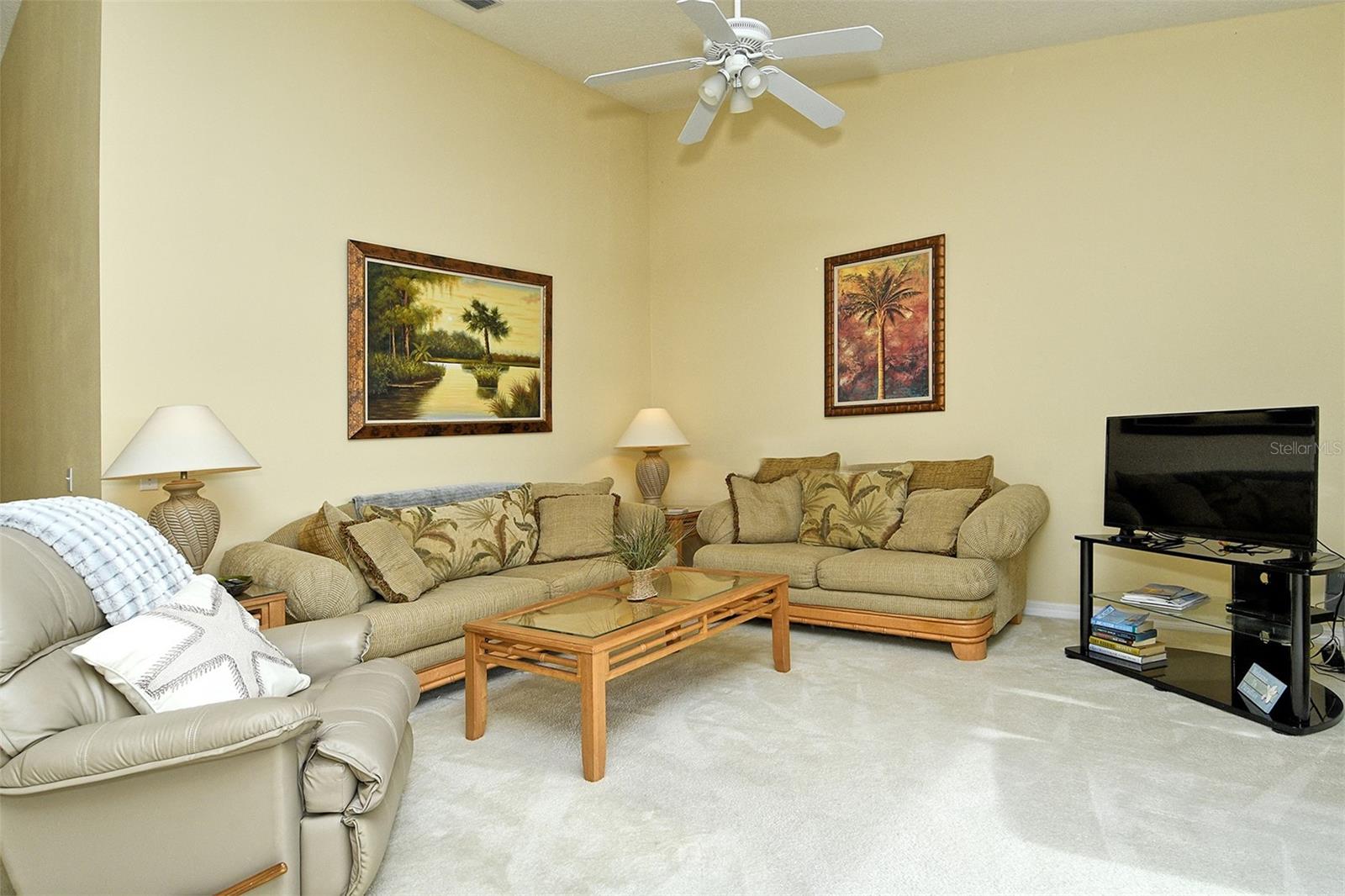 Image 13 of 54 For 5370 Hyland Hills Avenue 2724