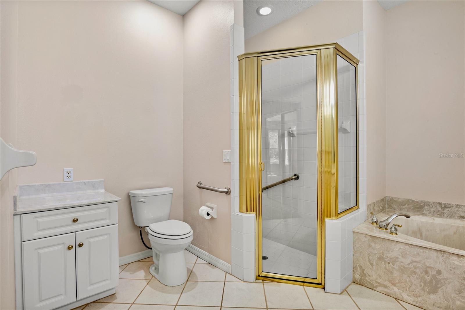 Image 28 of 57 For 8335 Nice Way