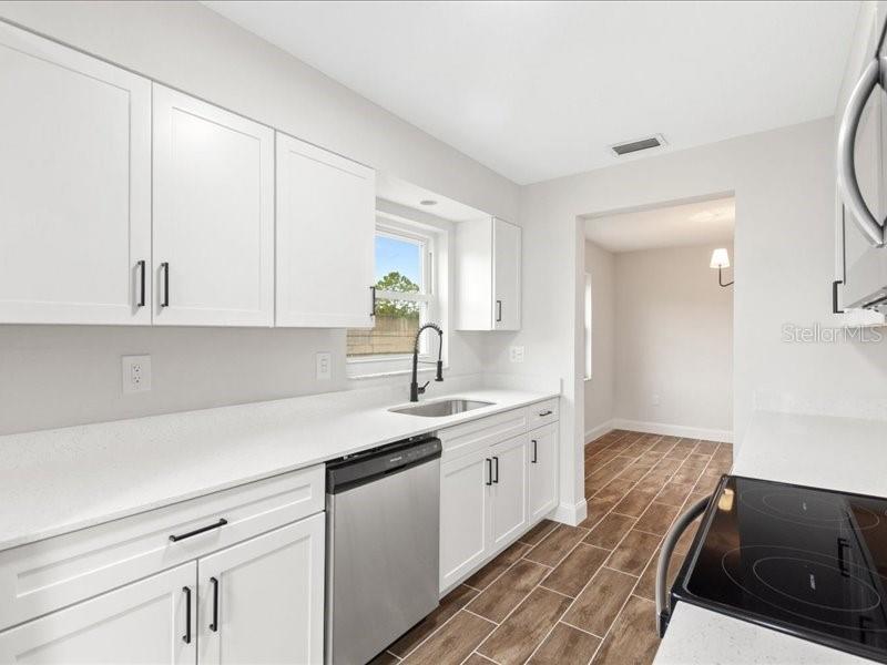 Image 12 of 39 For 1941 Settlement Road 11