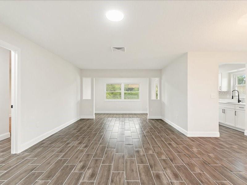 Image 4 of 39 For 1941 Settlement Road 11