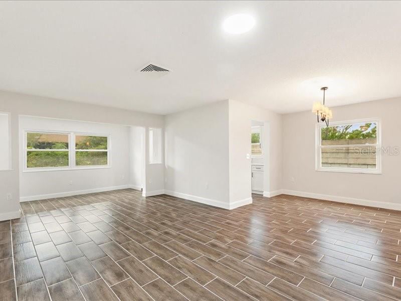 Image 5 of 39 For 1941 Settlement Road 11