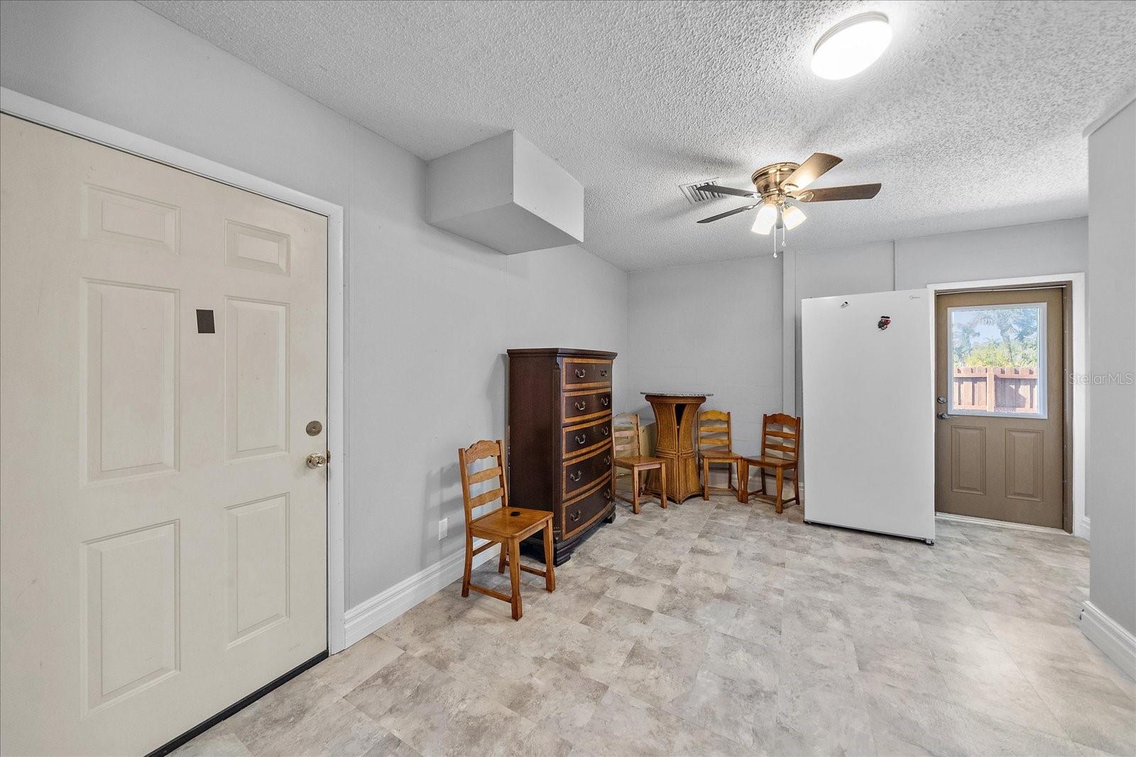 Image 11 of 42 For 3601 Egerton Circle