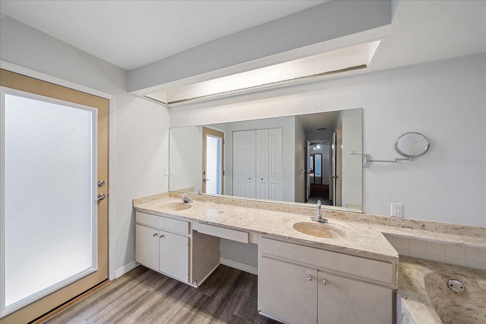 Image 16 of 42 For 3601 Egerton Circle