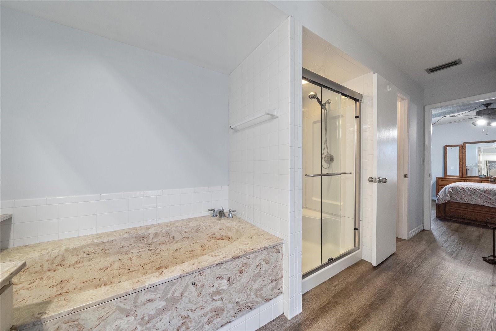 Image 17 of 42 For 3601 Egerton Circle