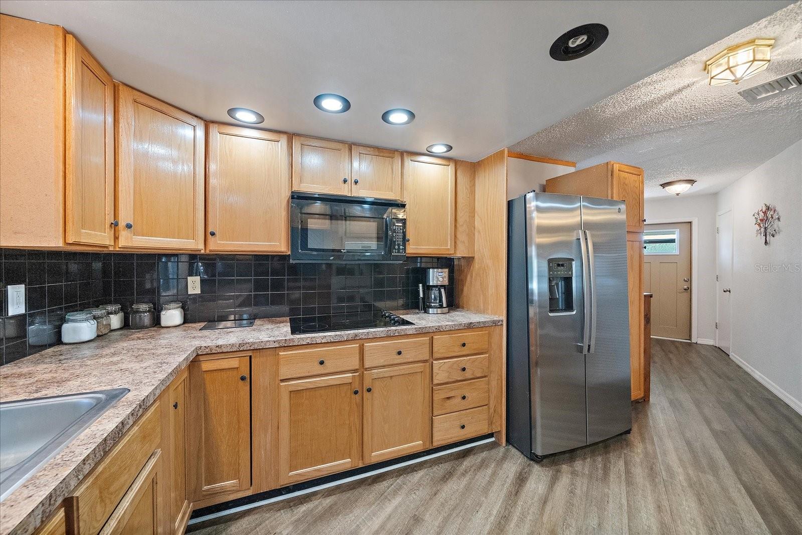 Image 24 of 42 For 3601 Egerton Circle