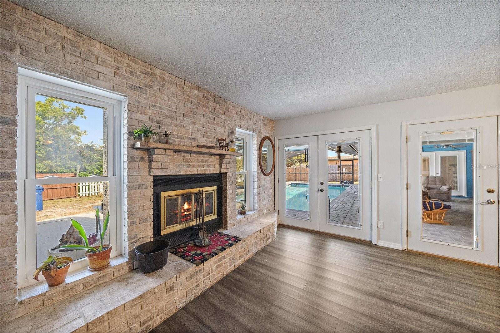 Image 30 of 42 For 3601 Egerton Circle