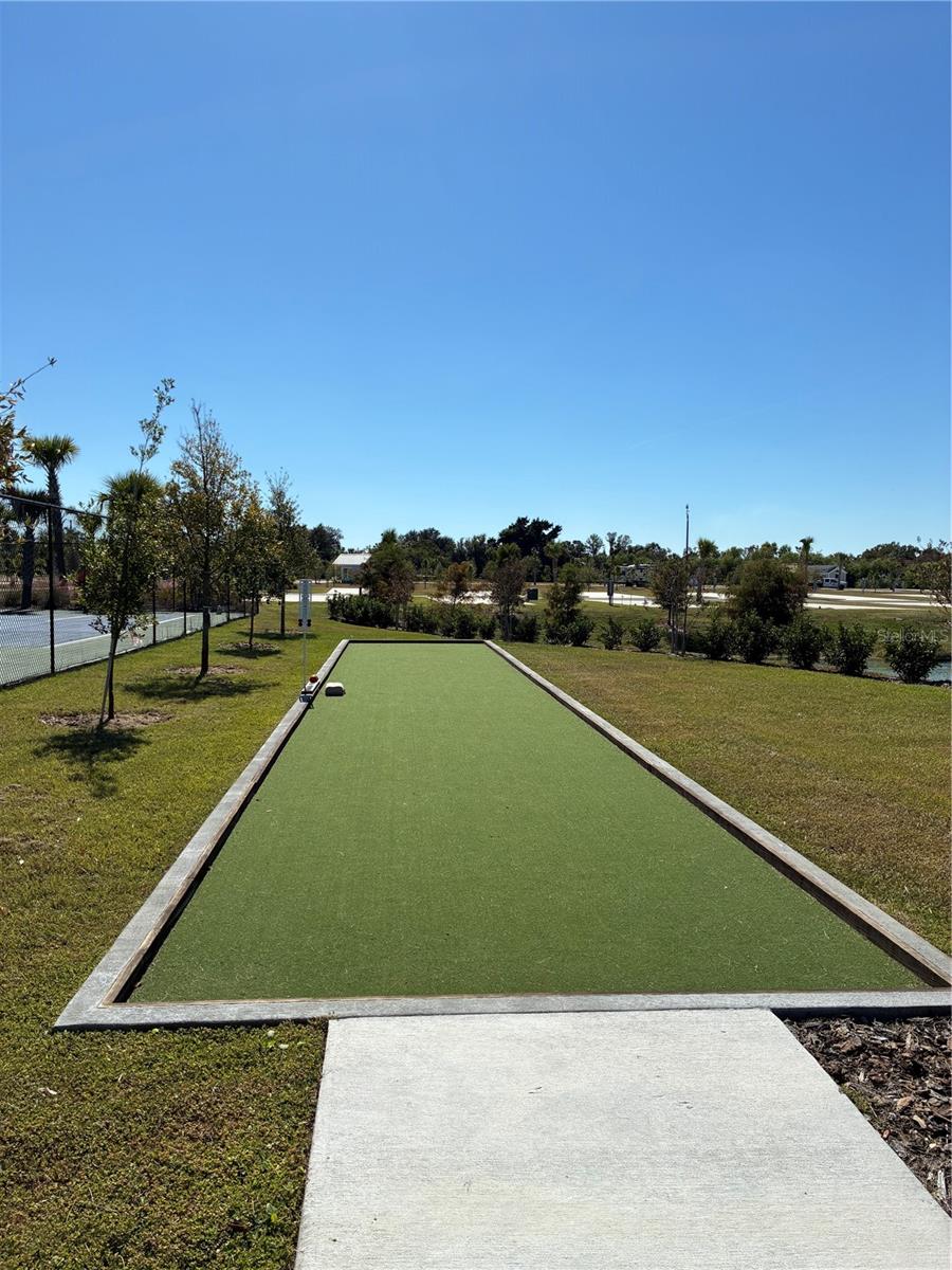 Image 9 of 21 For 247 Horizon Road