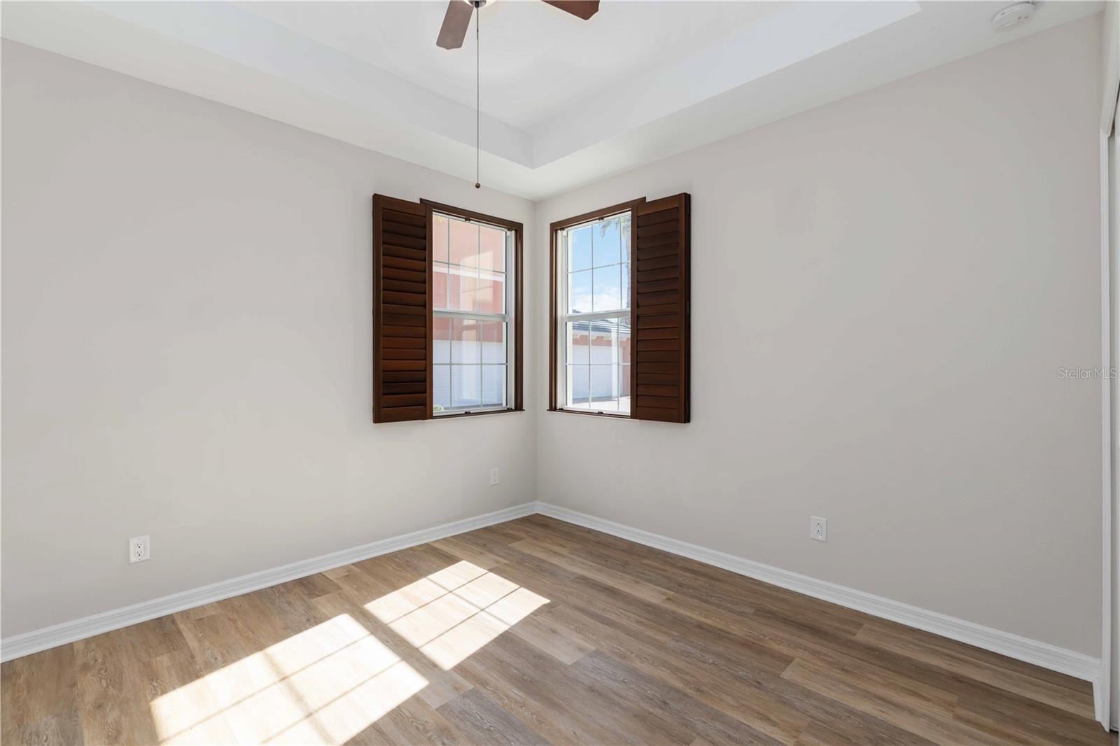 Image 23 of 35 For 1264 Riverscape Street B