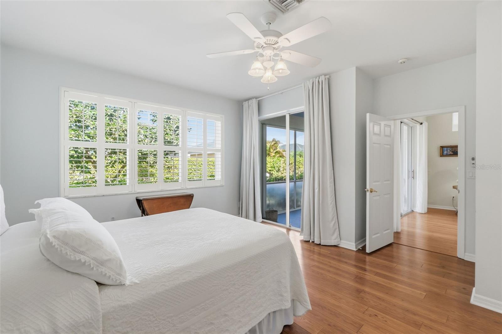 Image 18 of 44 For 1777 Emerald Cove Circle