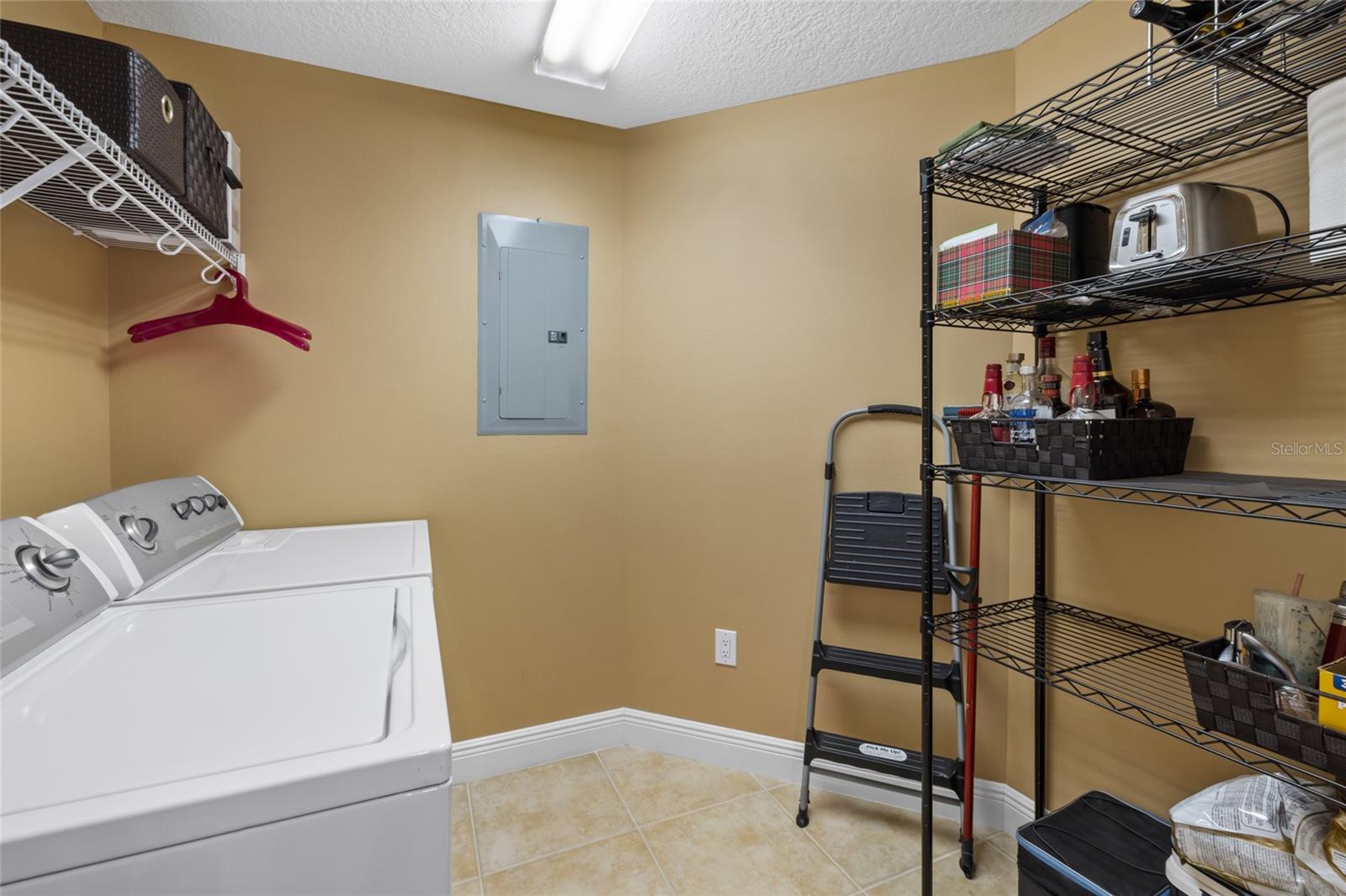 Image 19 of 53 For 800 Tamiami Trail 611