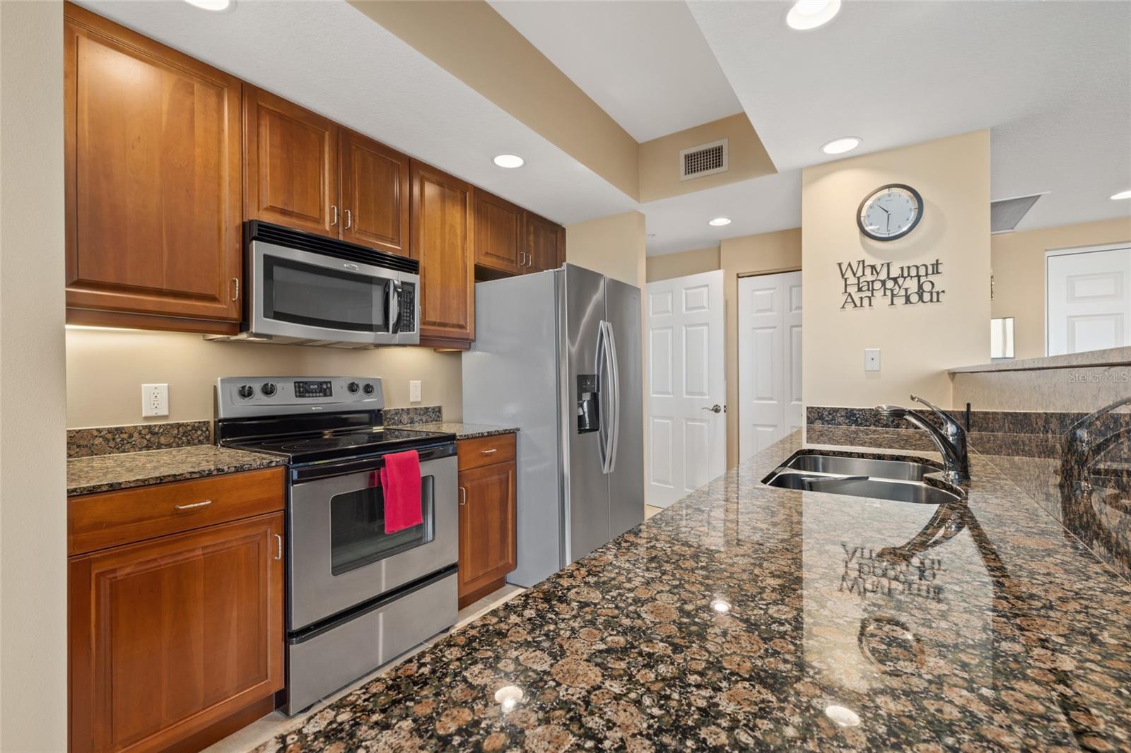 Image 8 of 53 For 800 Tamiami Trail 611